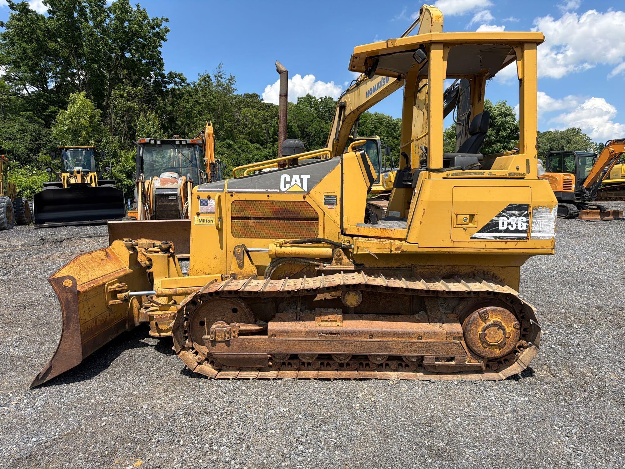 Photo of a  Caterpillar D3G XL