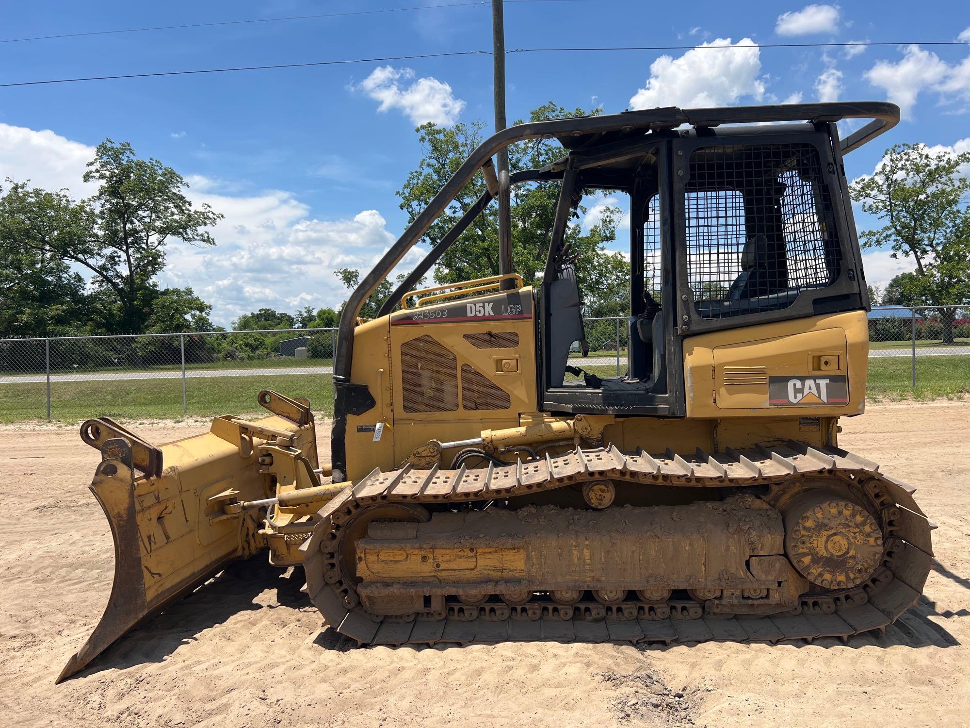 Photo of a 2011 Caterpillar D5K XL