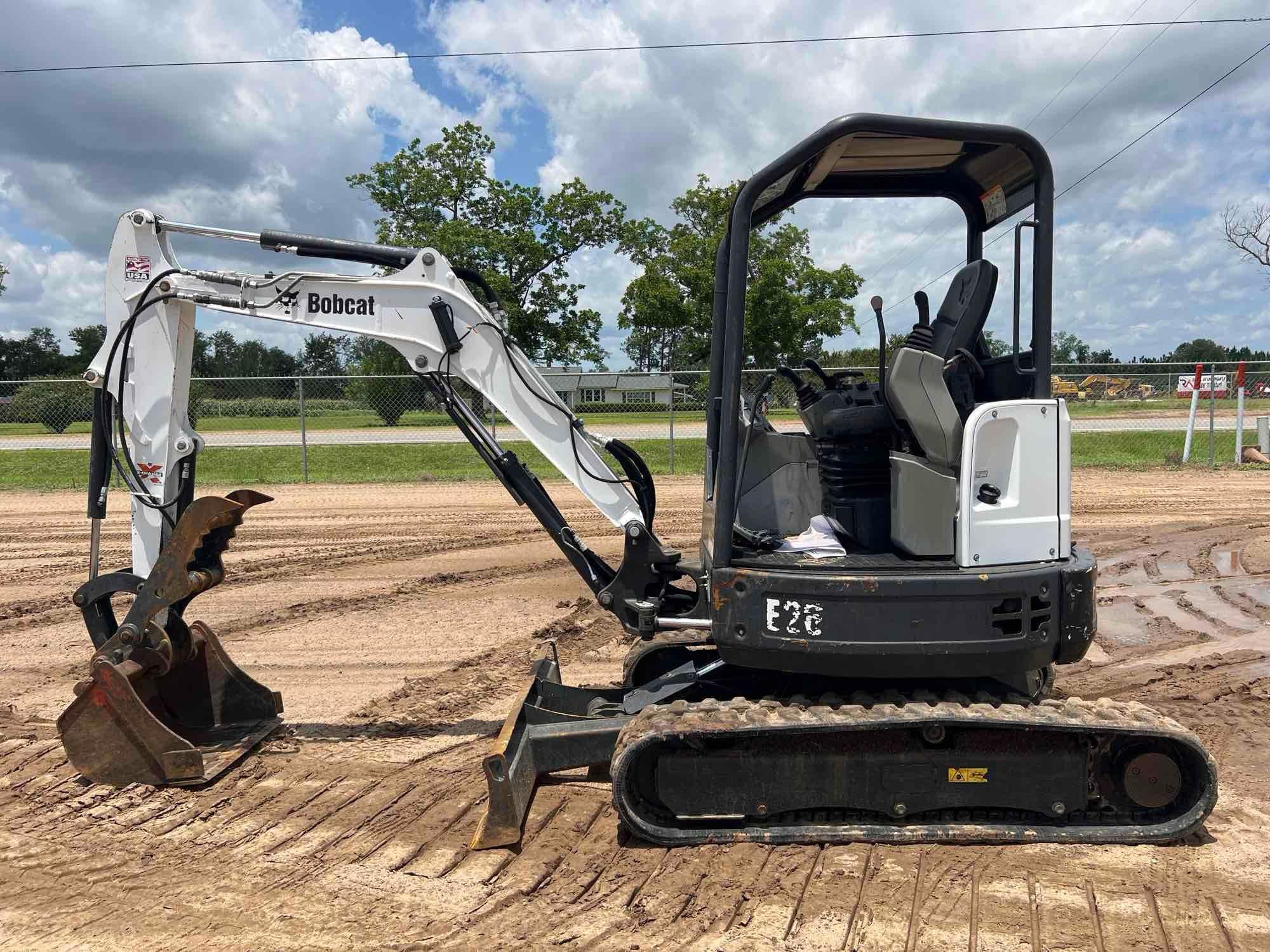Photo of a  Bobcat E26