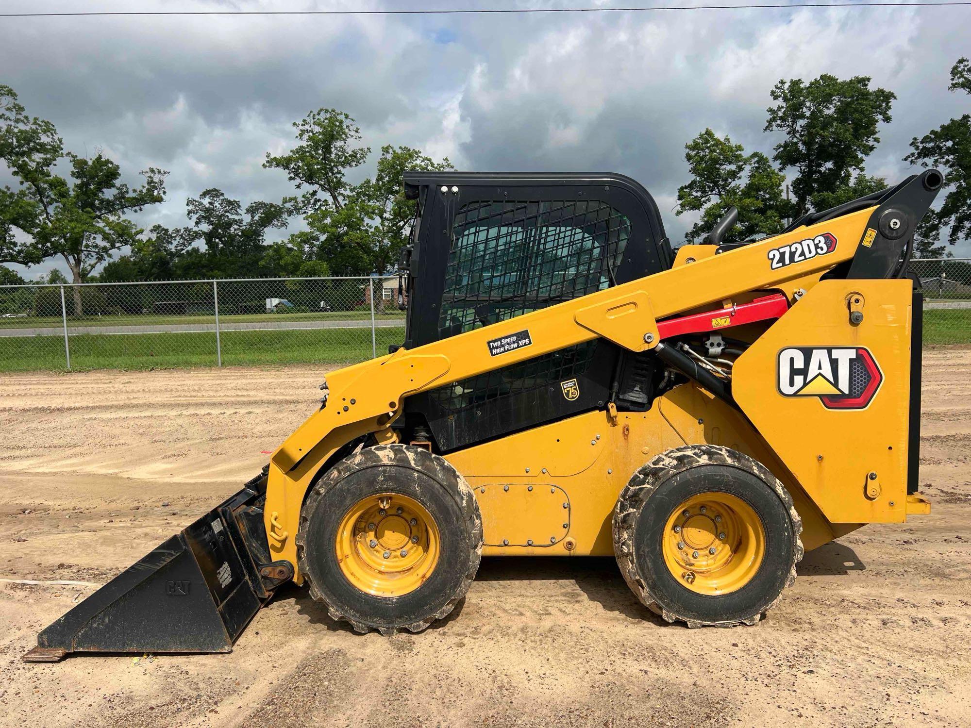 Photo of a  Caterpillar 272D