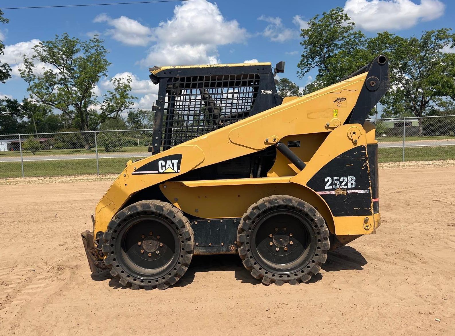 2006 CATERPILLAR 252B SKID STEER