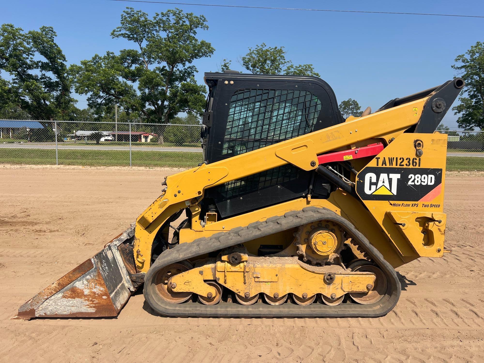 Photo of a  Caterpillar 289D