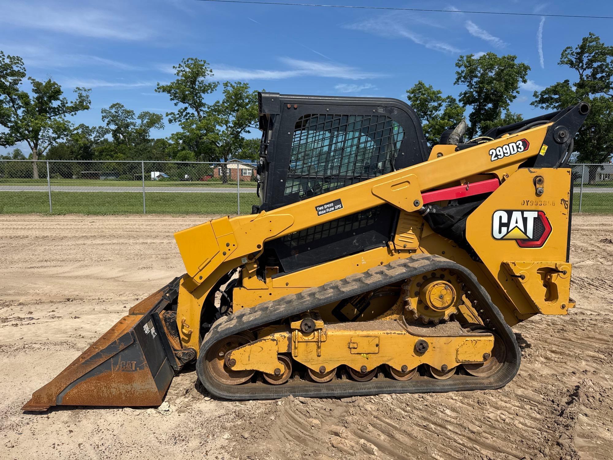 Photo of a  Caterpillar 299D