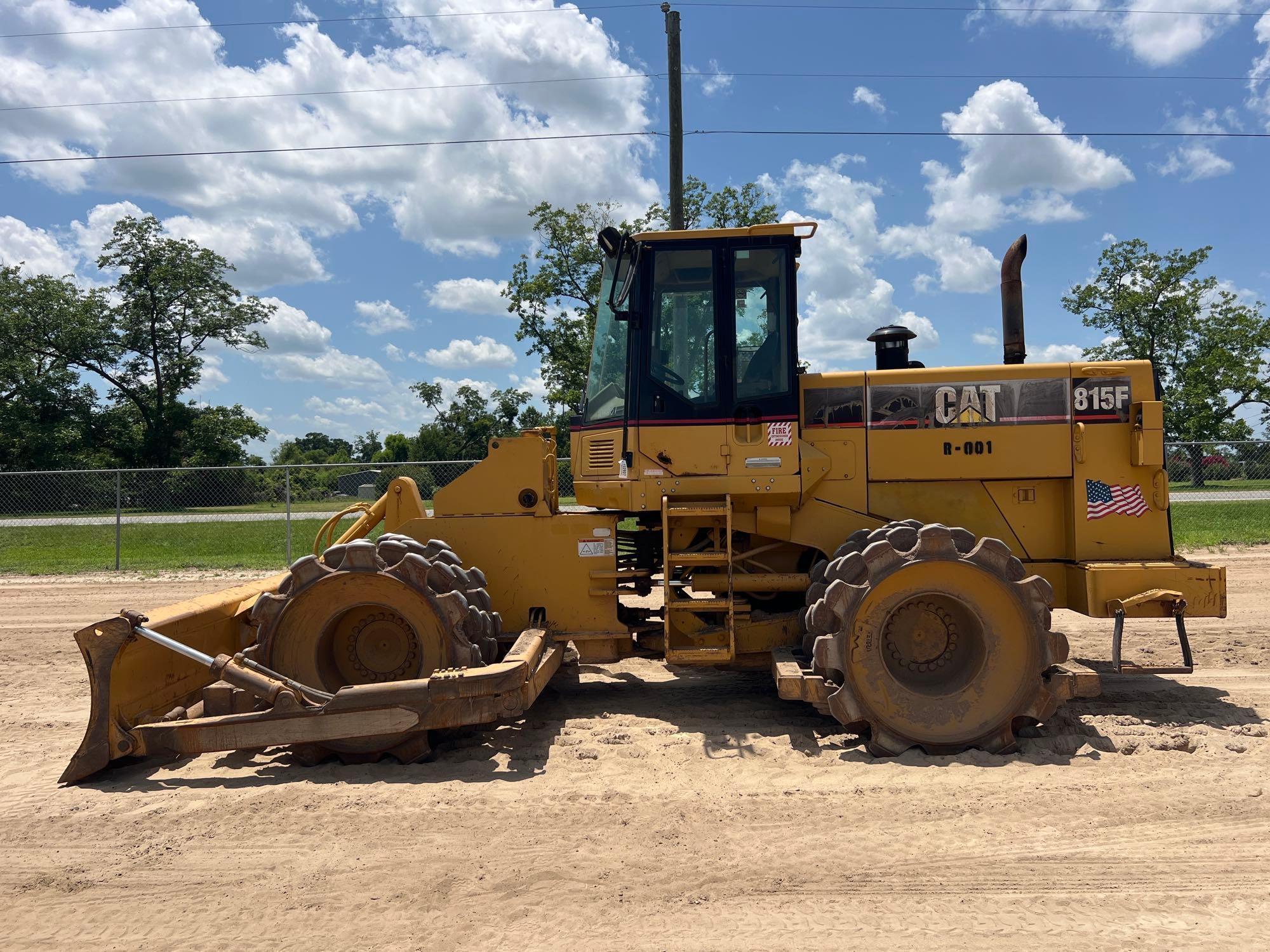 Photo of a 2001 Caterpillar 815F
