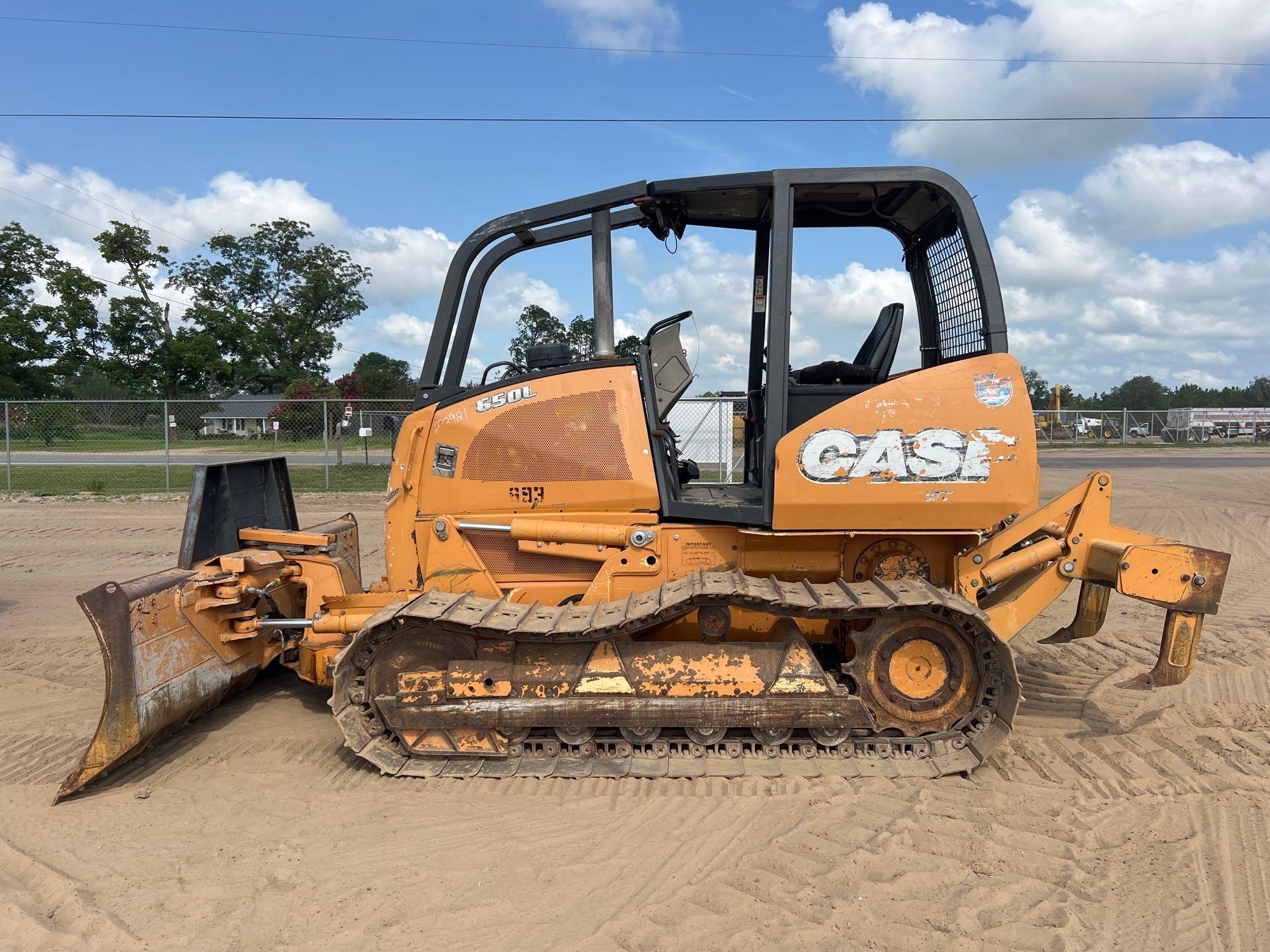 Photo of a  Case 650L