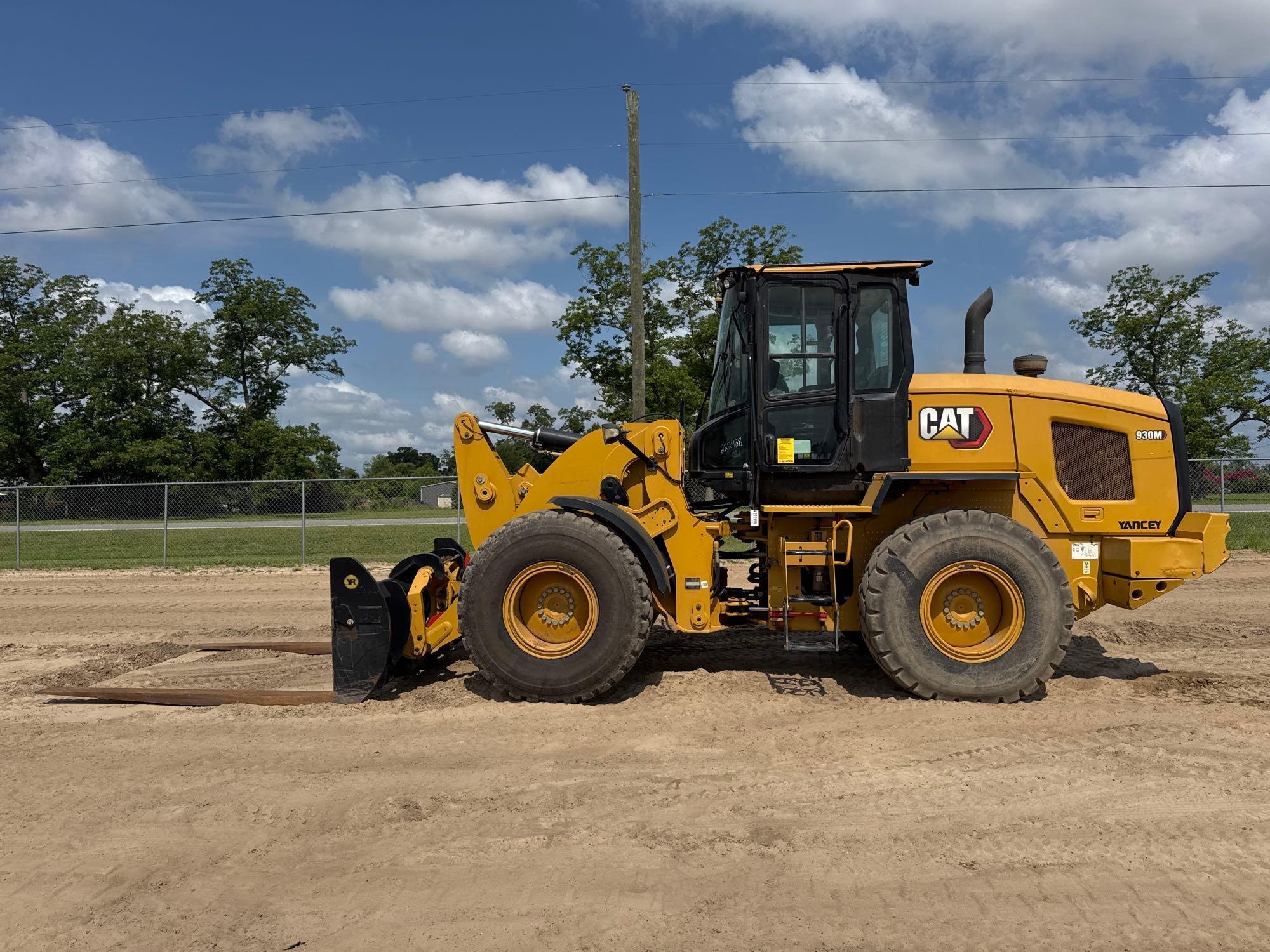 Photo of a  Caterpillar 930M