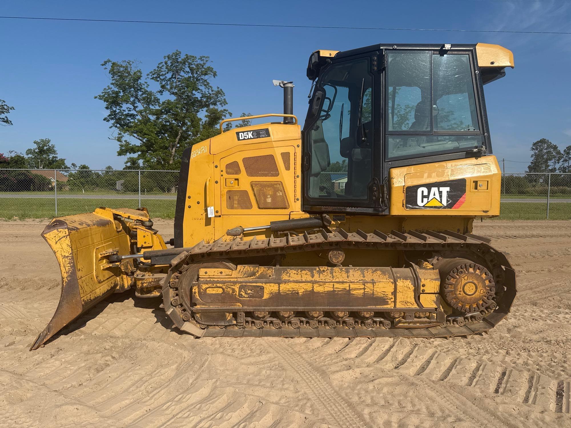 Photo of a  Caterpillar D5K2XL