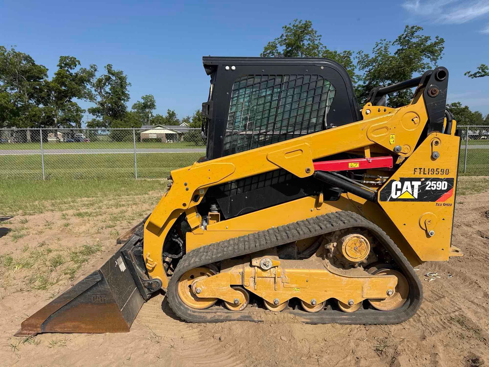 Photo of a  Caterpillar 259D