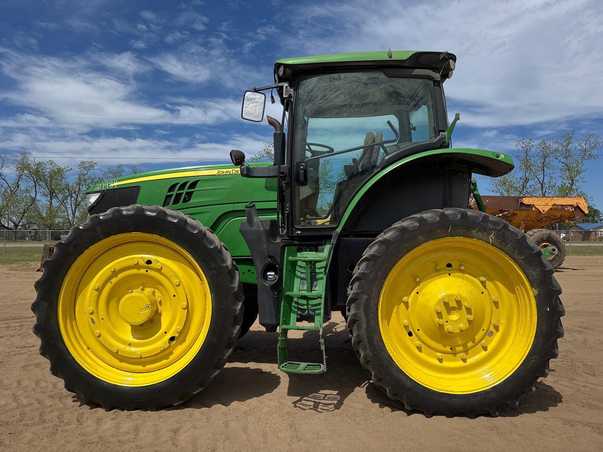 Photo of a  John Deere 6155R