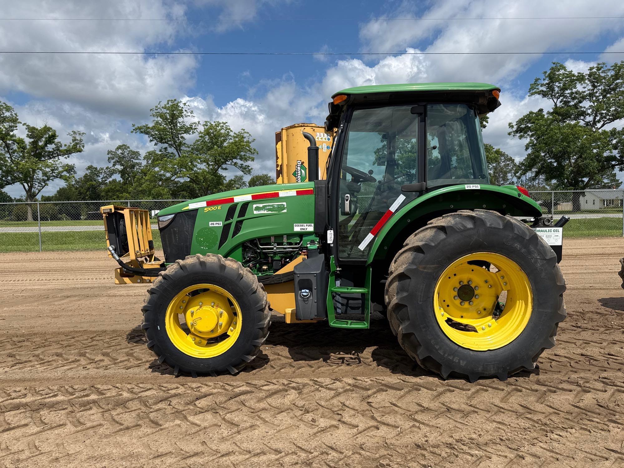  John Deere 5100E