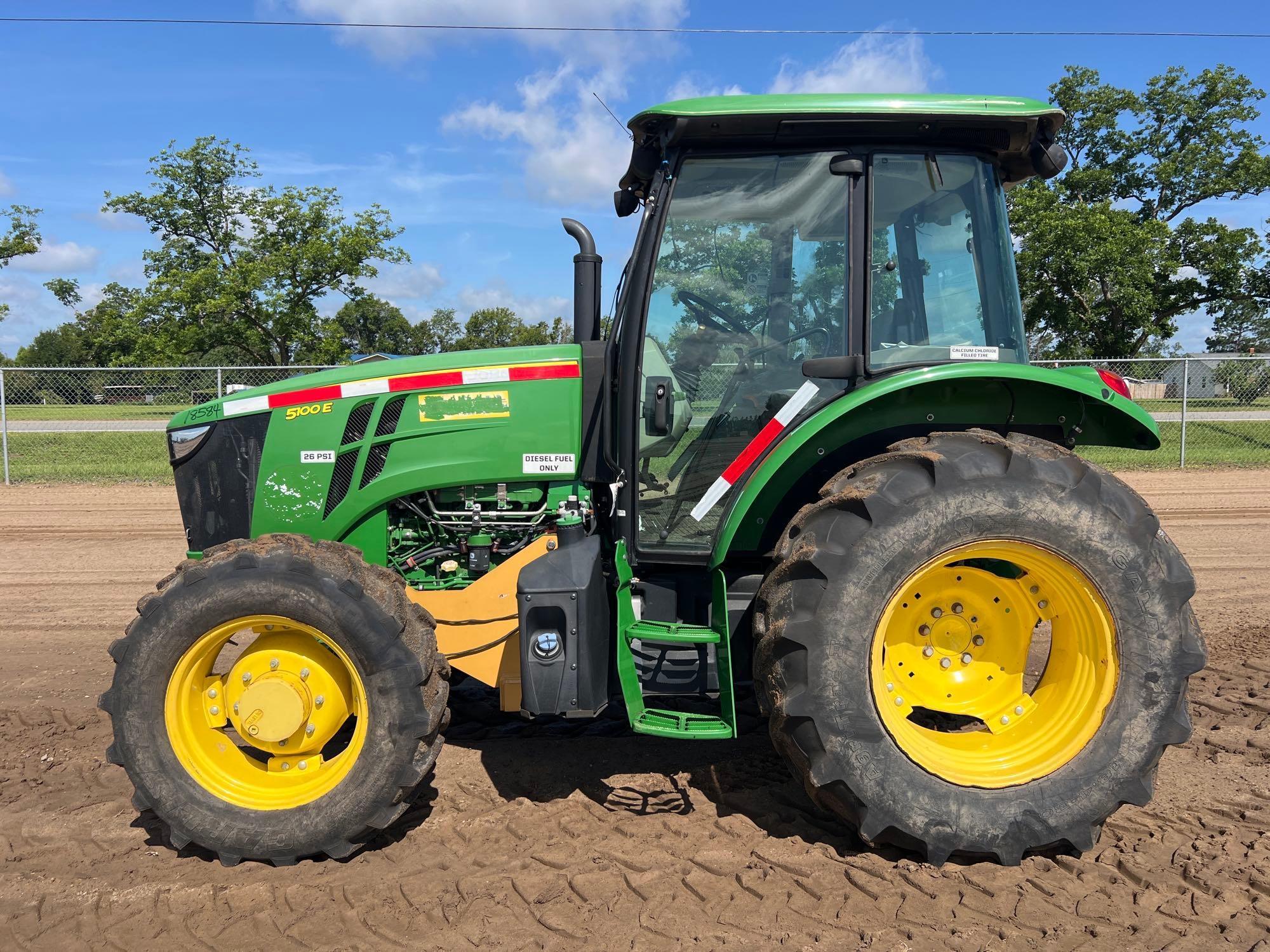  John Deere 5100E