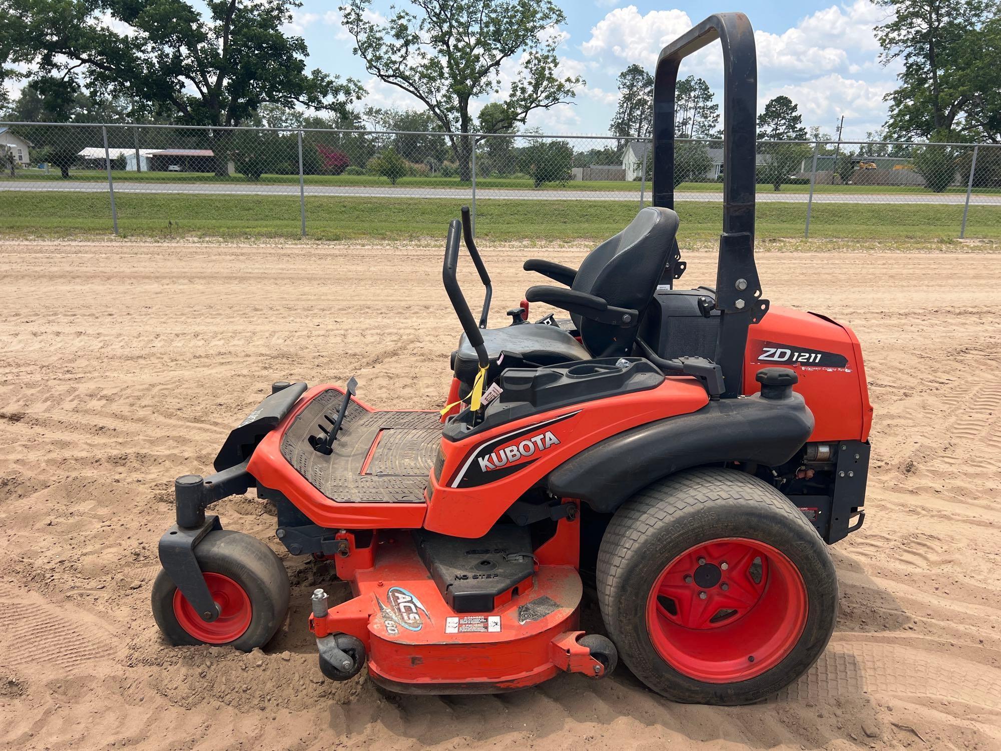 Photo of a  Kubota ZD1211R