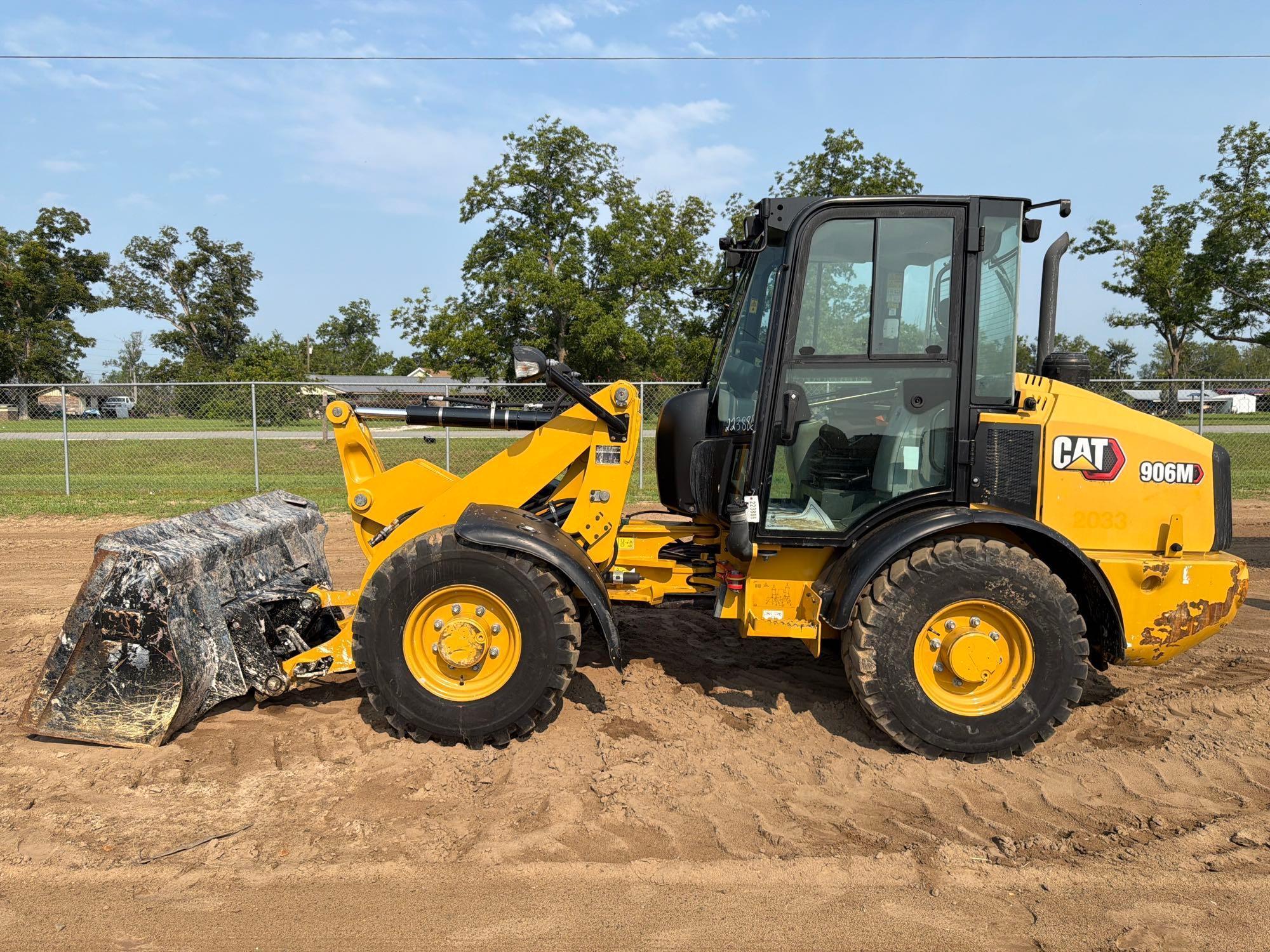 2020 Caterpillar 906