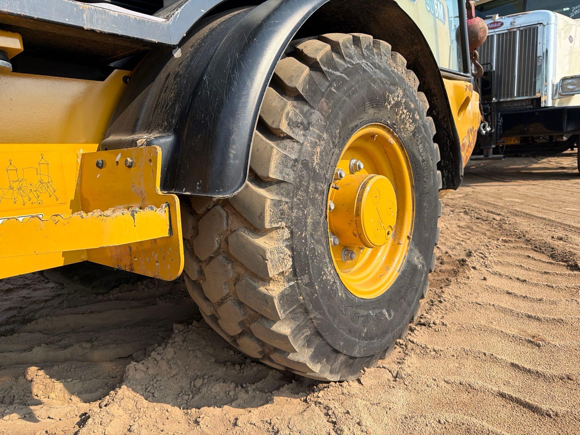 2020 Caterpillar 906