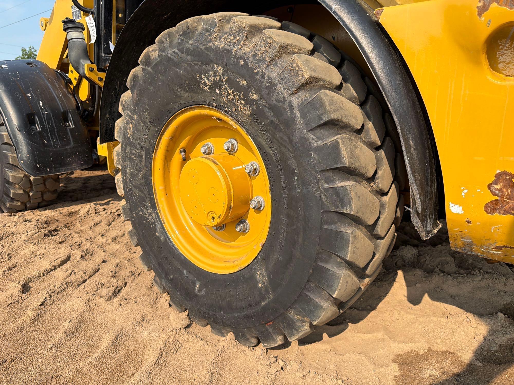 2020 Caterpillar 906
