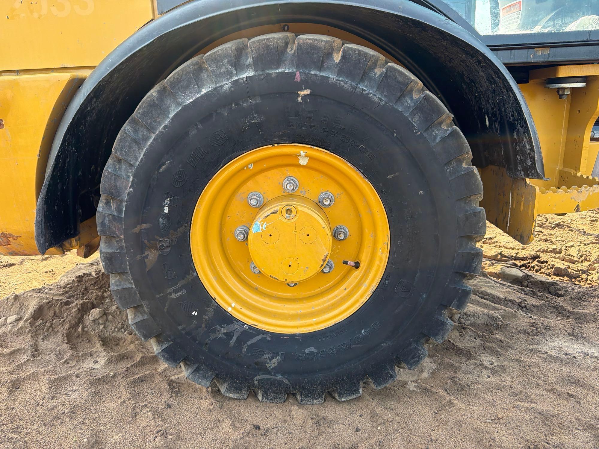 2020 Caterpillar 906