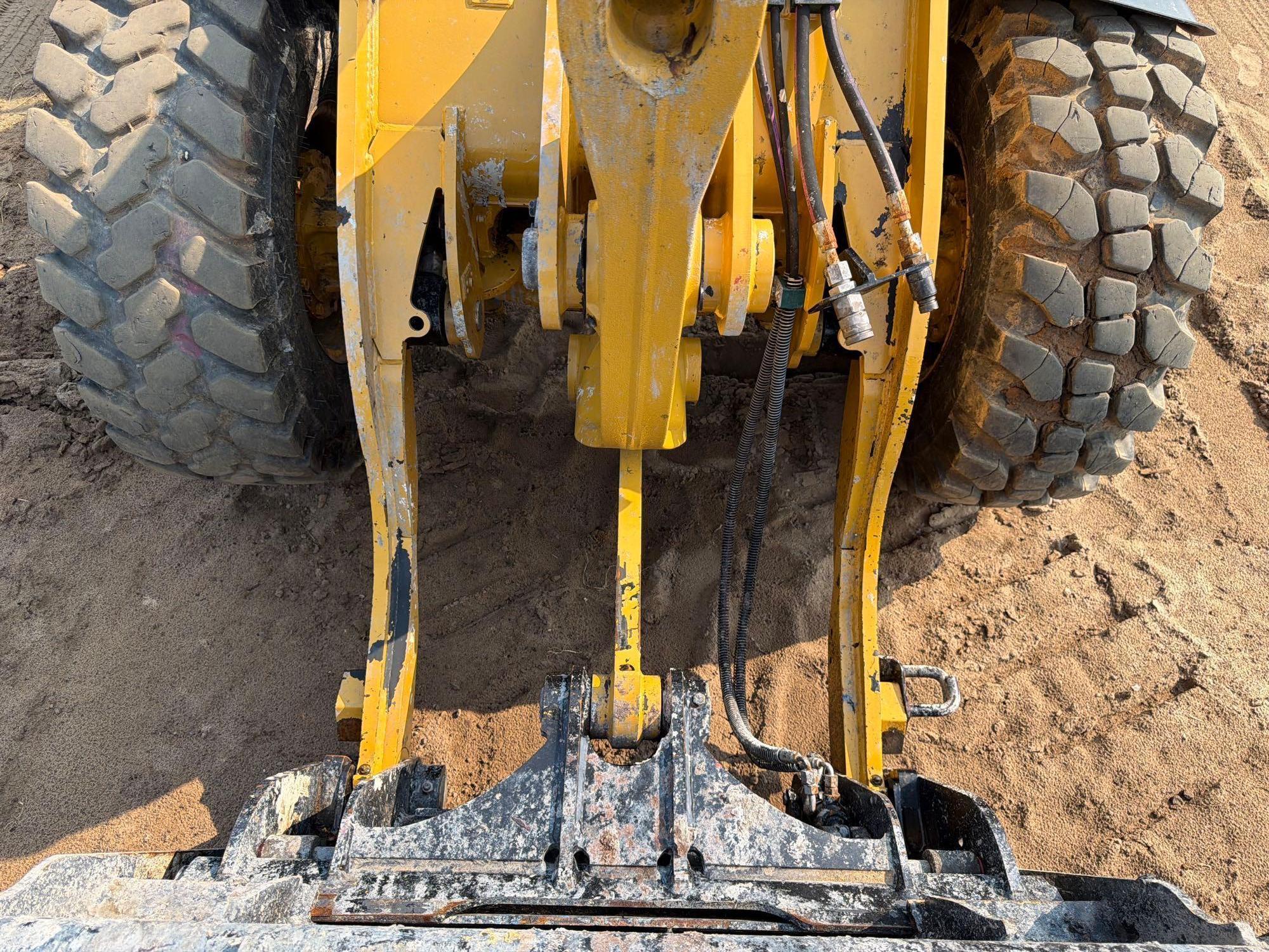 2020 Caterpillar 906