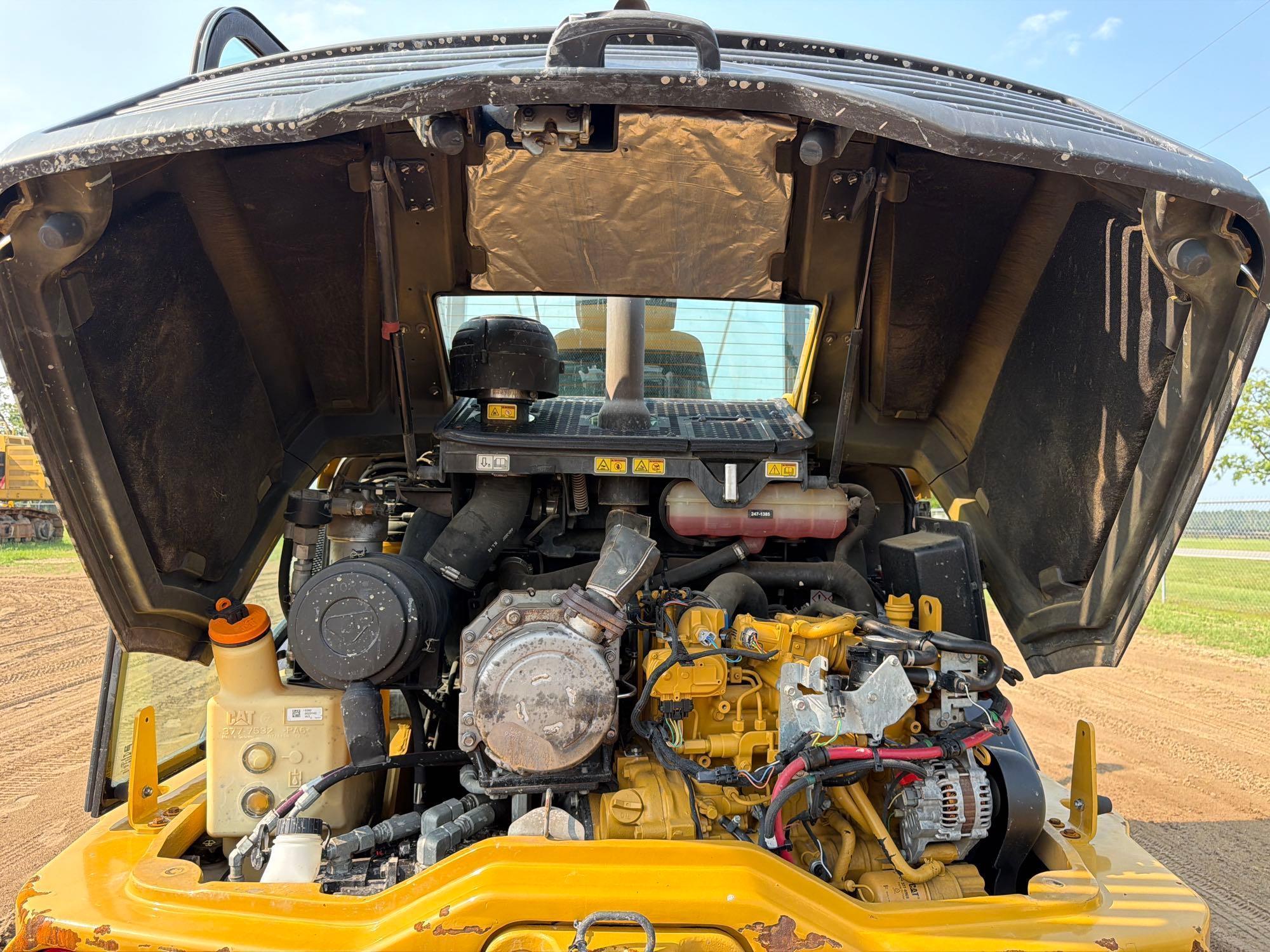 2020 Caterpillar 906