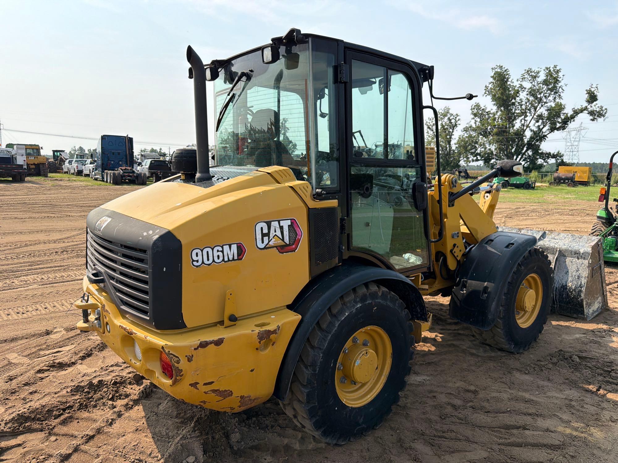 2020 Caterpillar 906