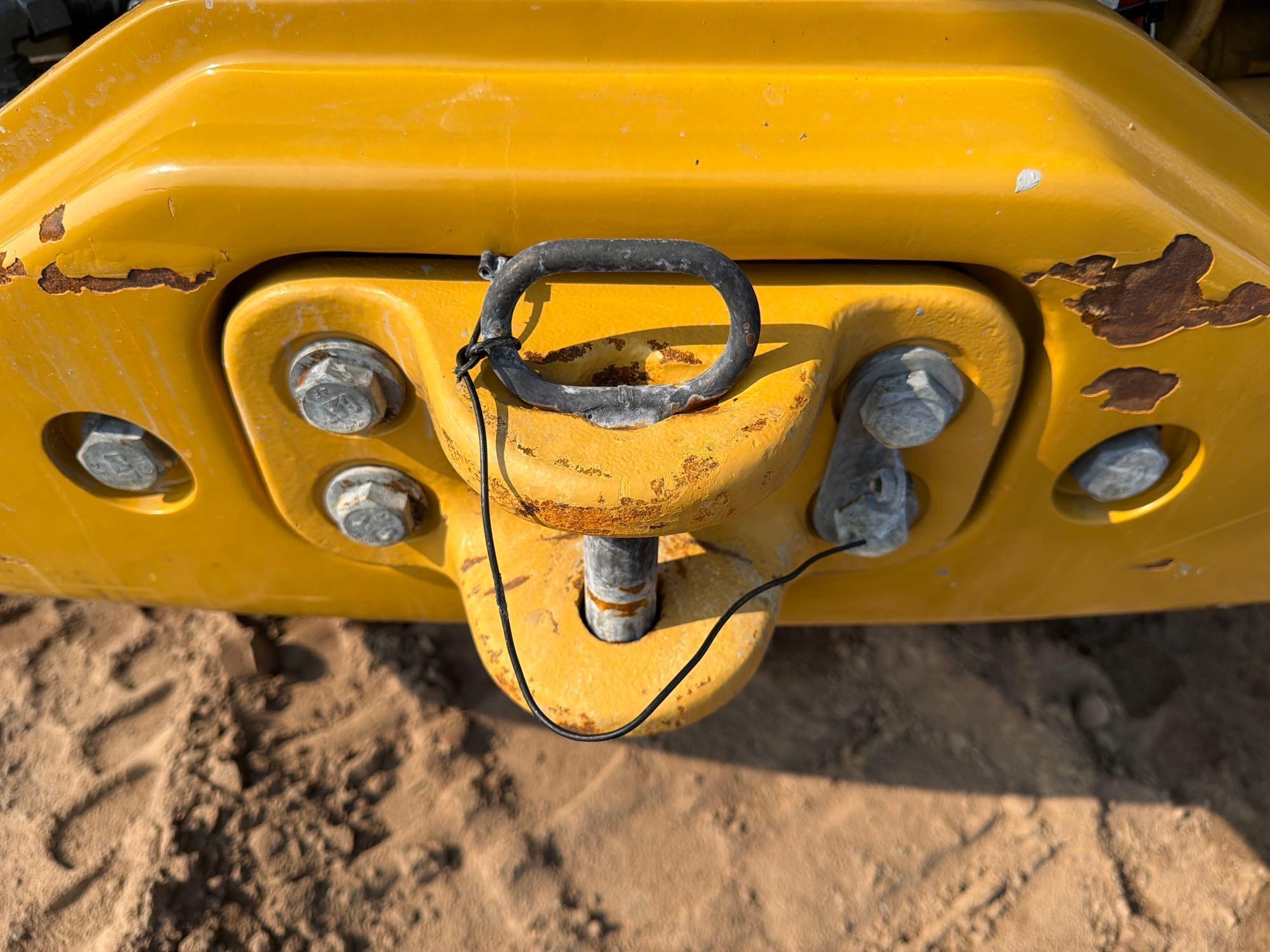 2020 Caterpillar 906