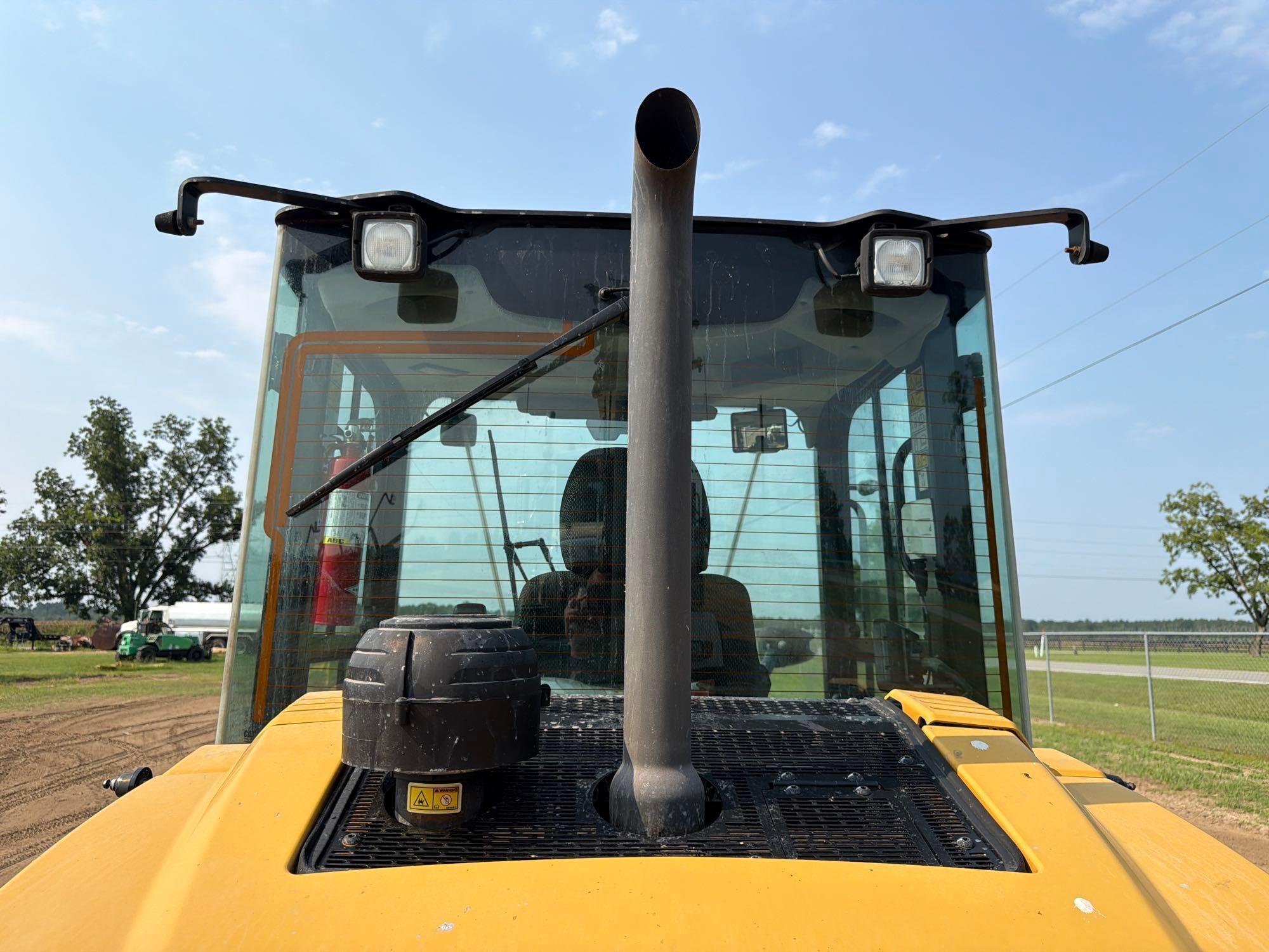 2020 Caterpillar 906