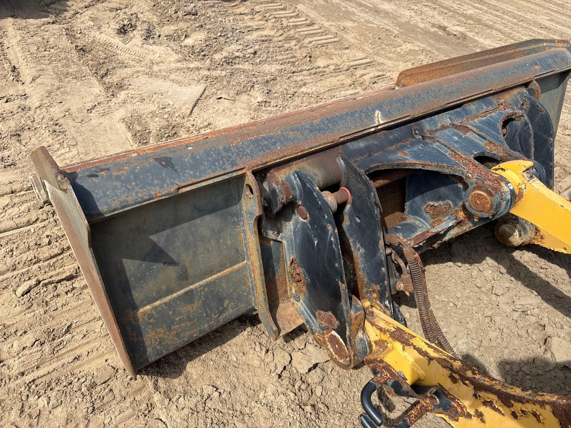 2021 Caterpillar 906
