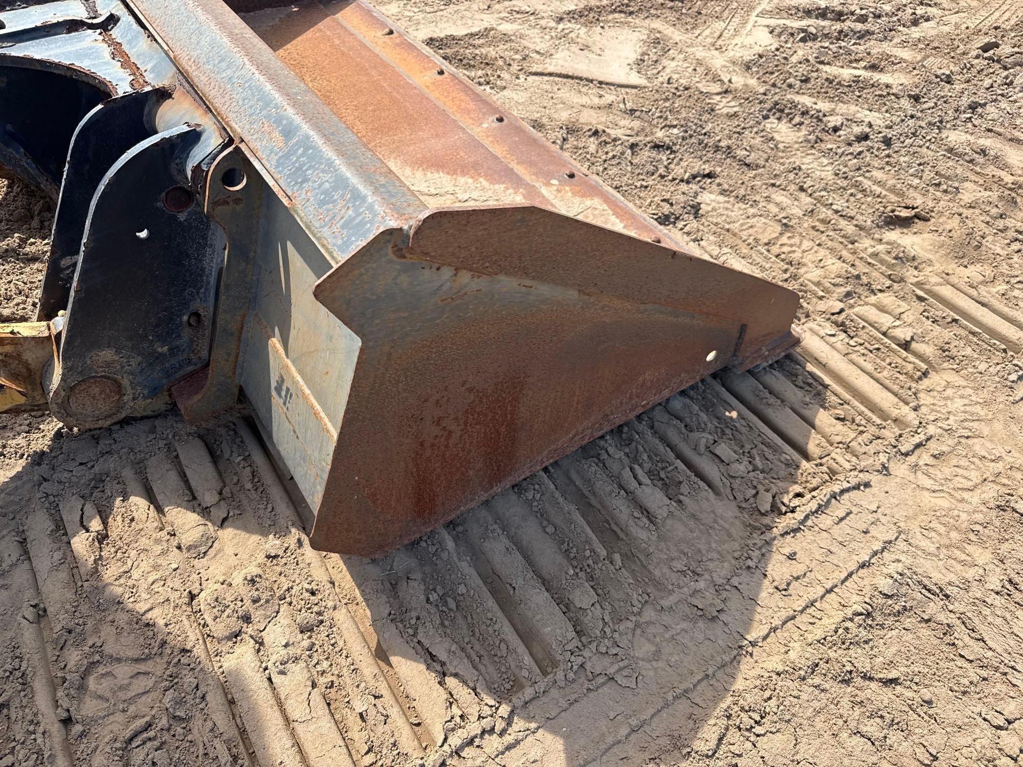 2021 Caterpillar 906