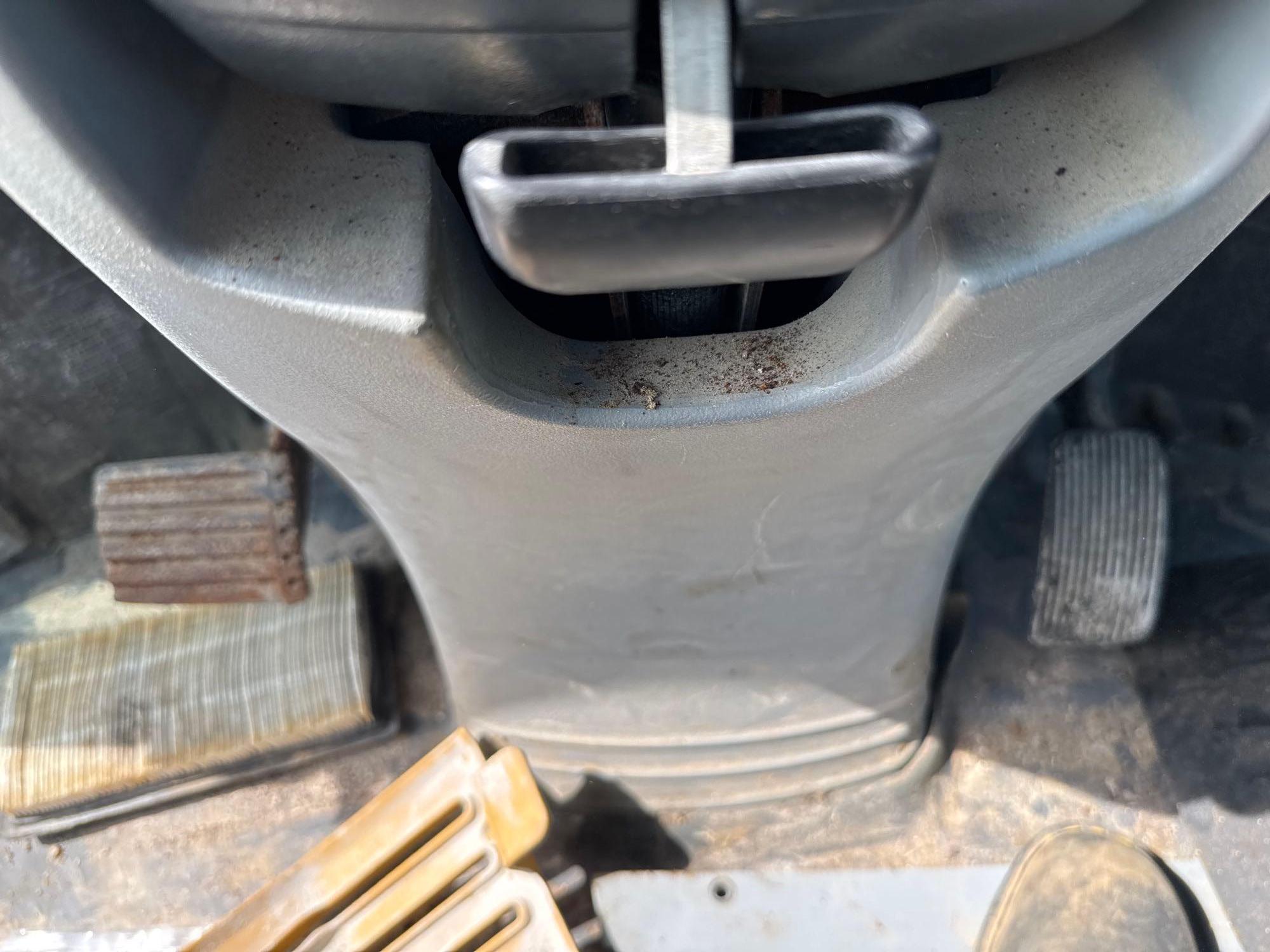 2021 Caterpillar 906