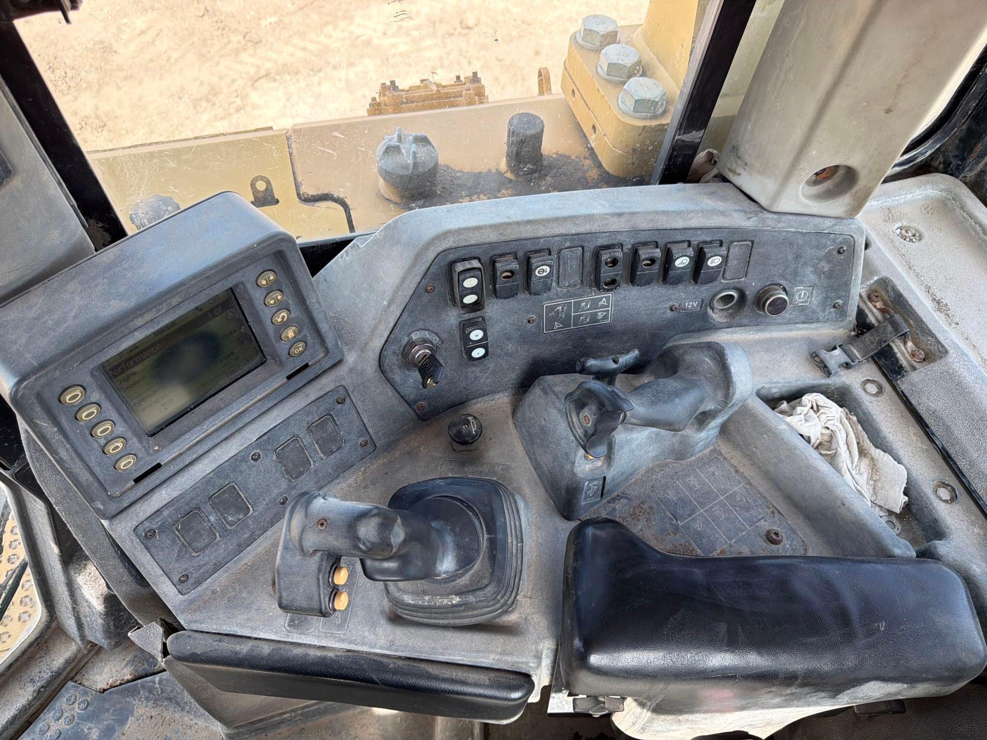 2007 Caterpillar D8T