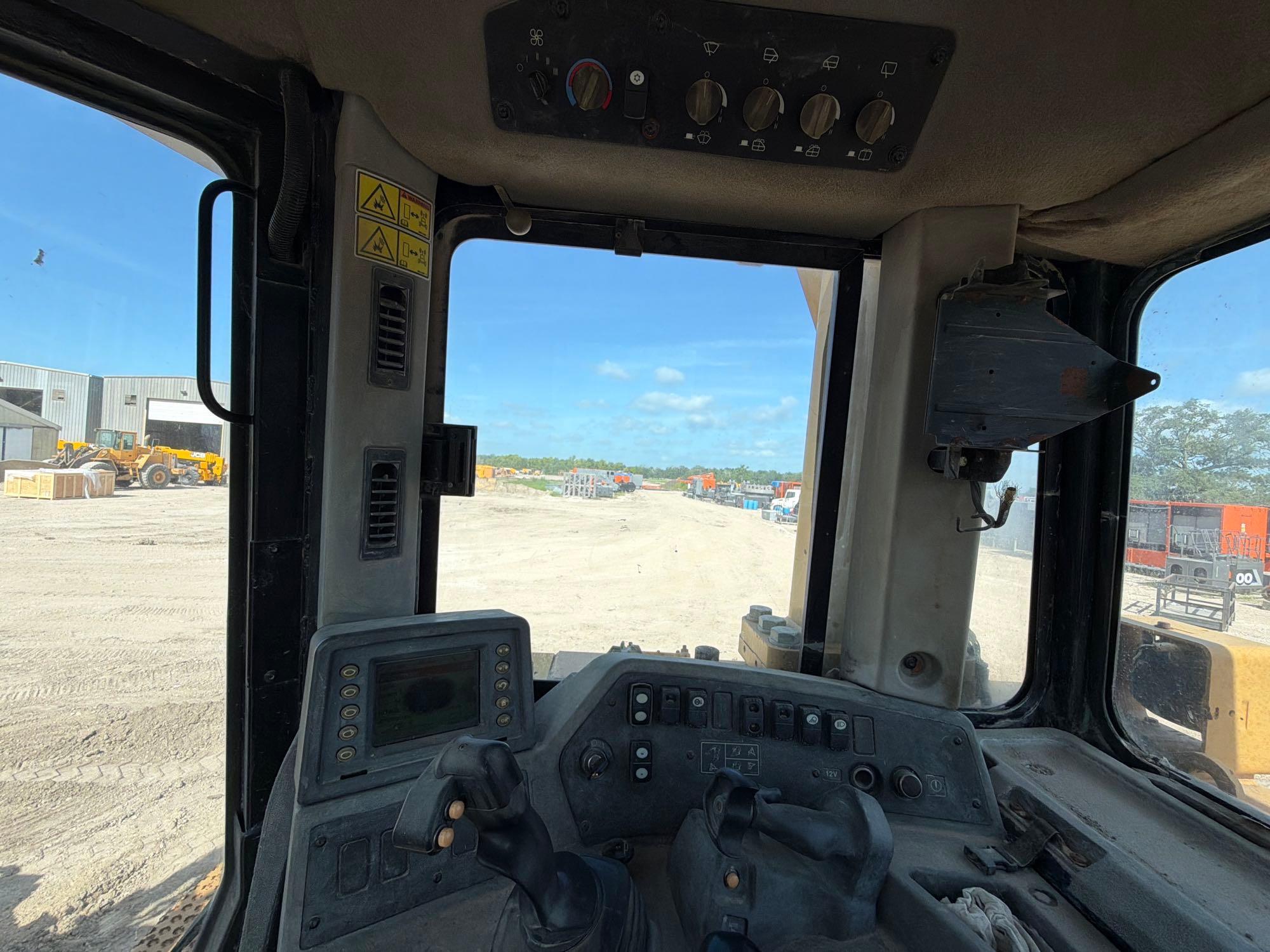 2007 Caterpillar D8T