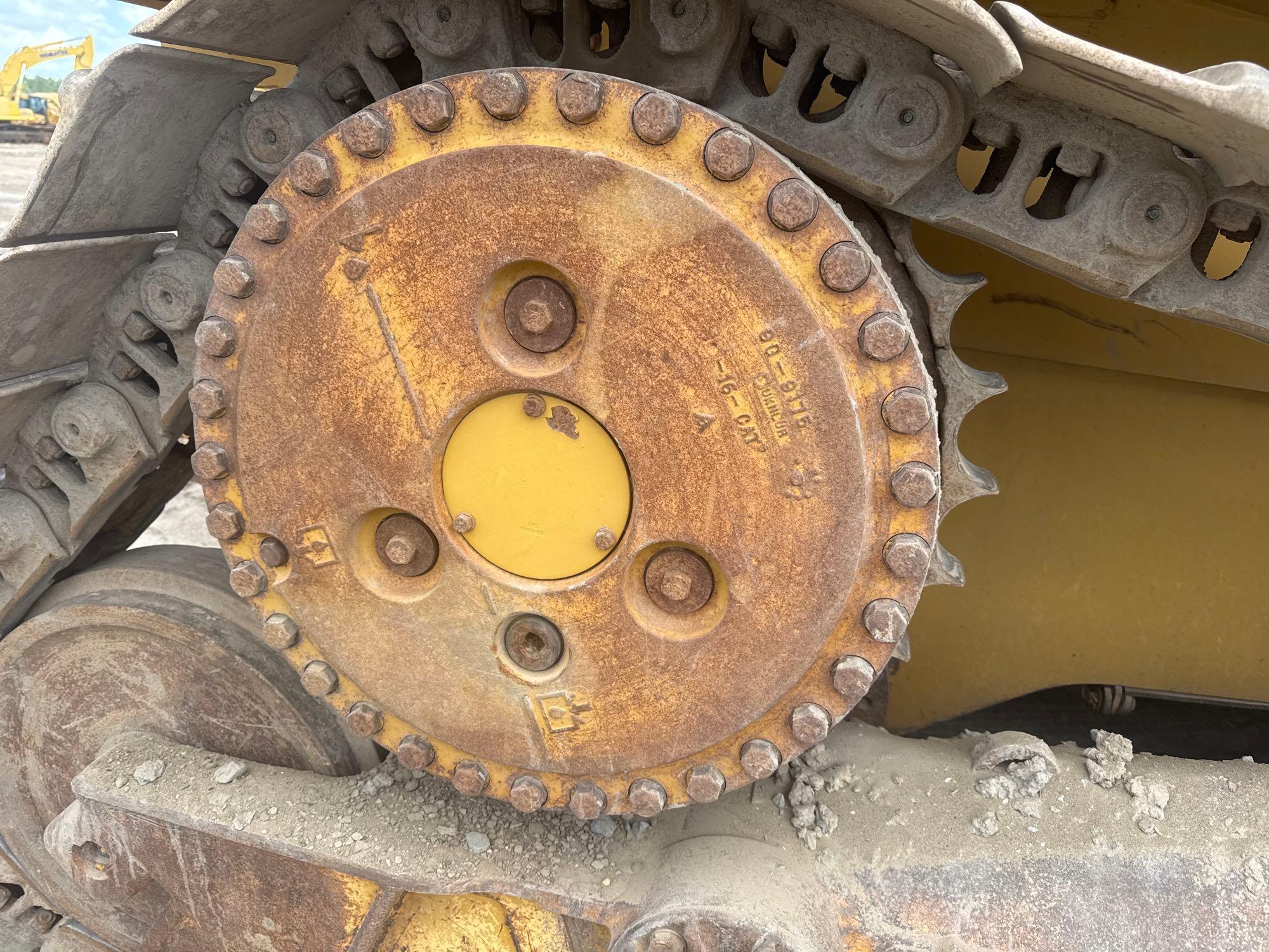 2015 Caterpillar D6T LGP