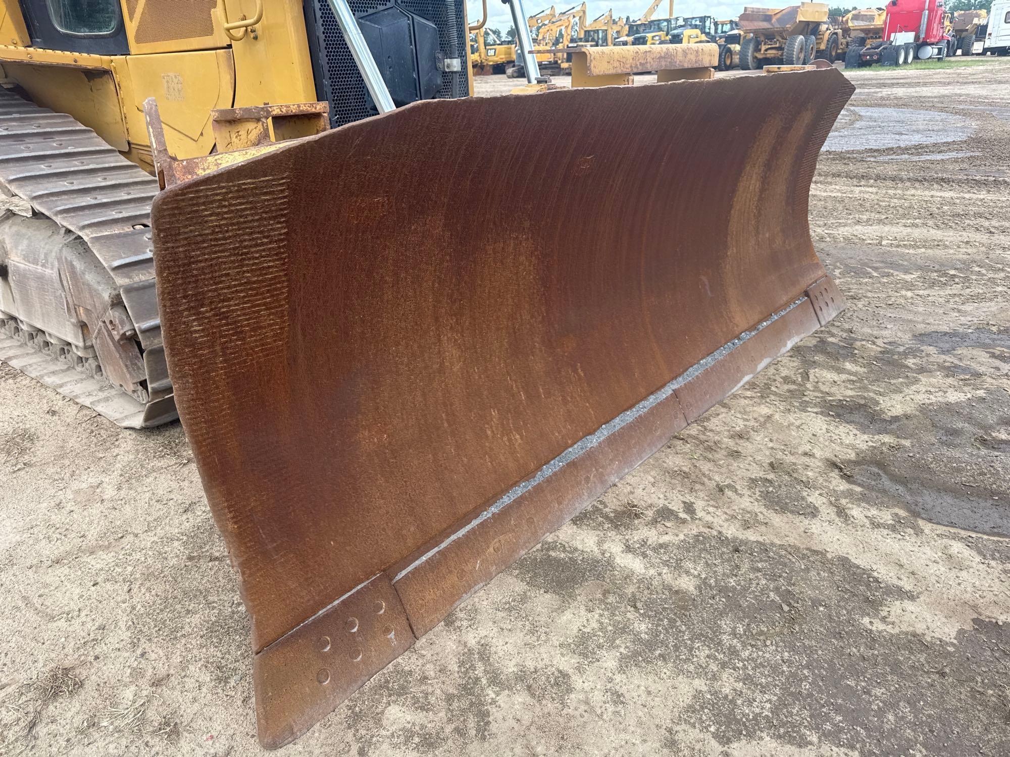 2015 Caterpillar D6T LGP