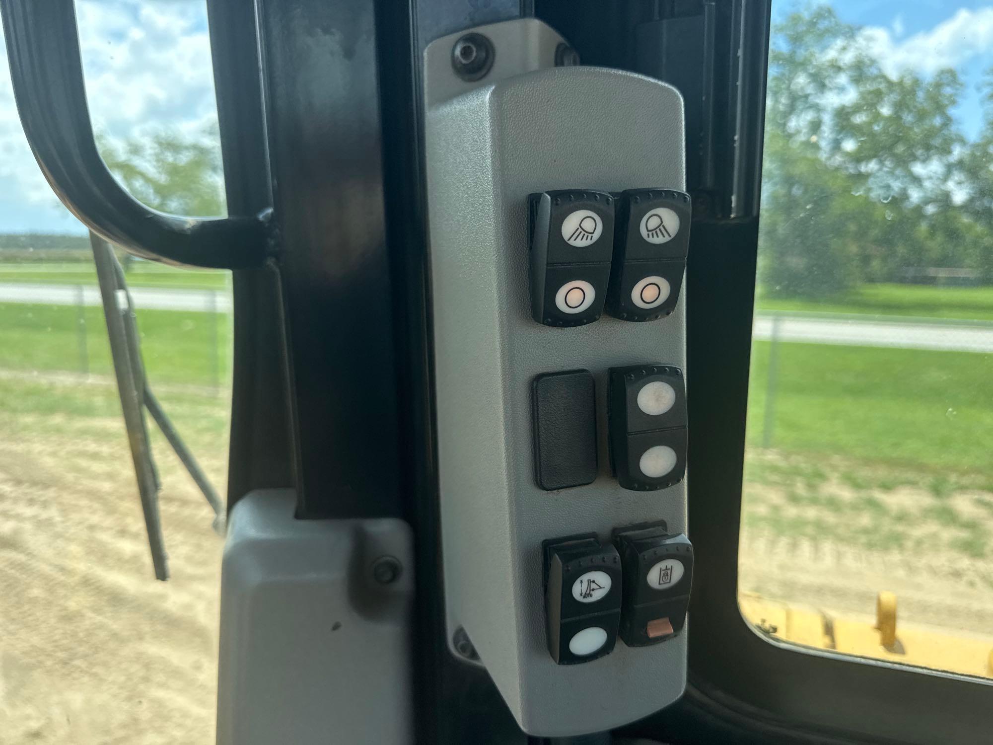 2015 Caterpillar D6T LGP