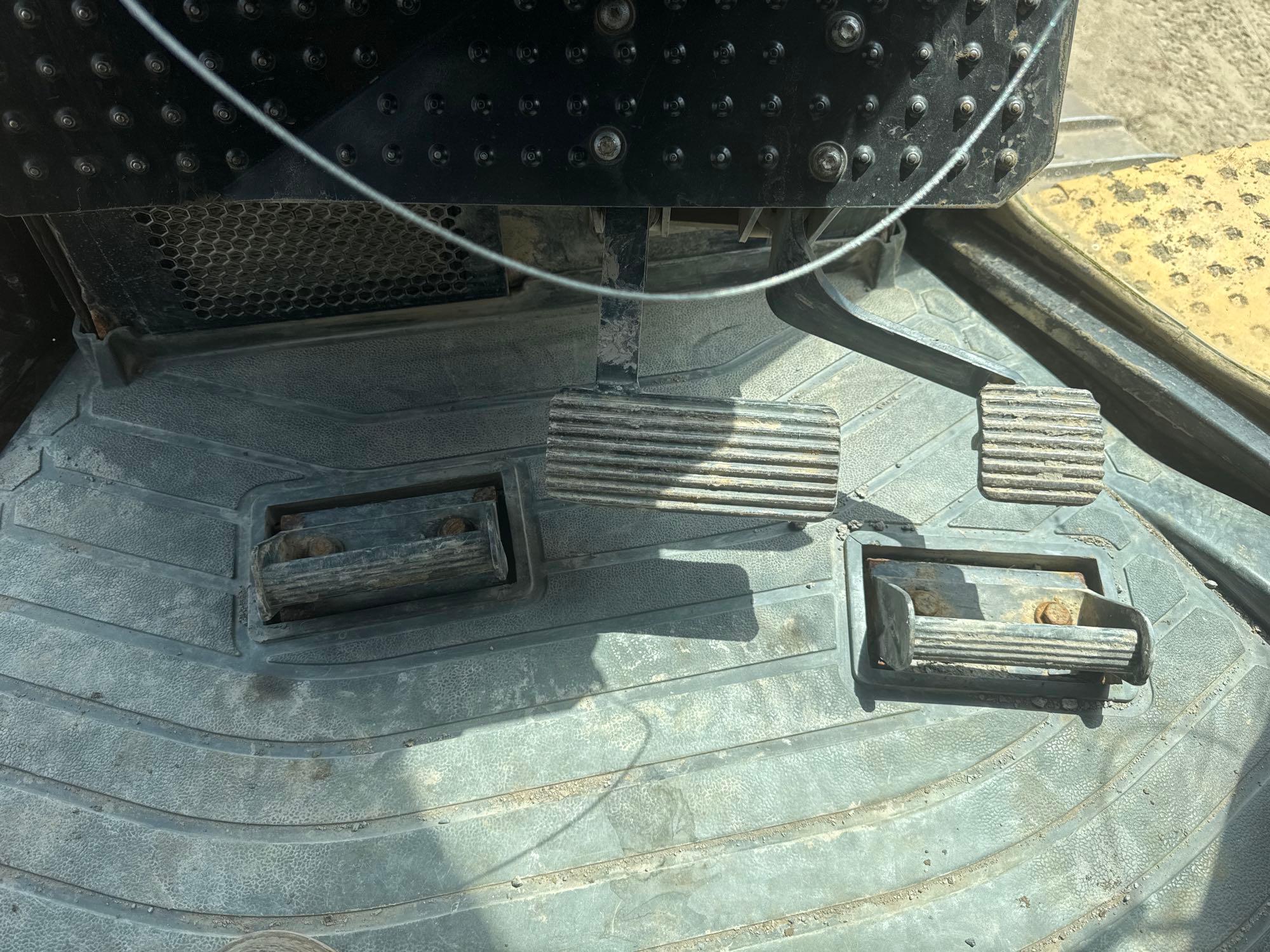 2015 Caterpillar D6T LGP