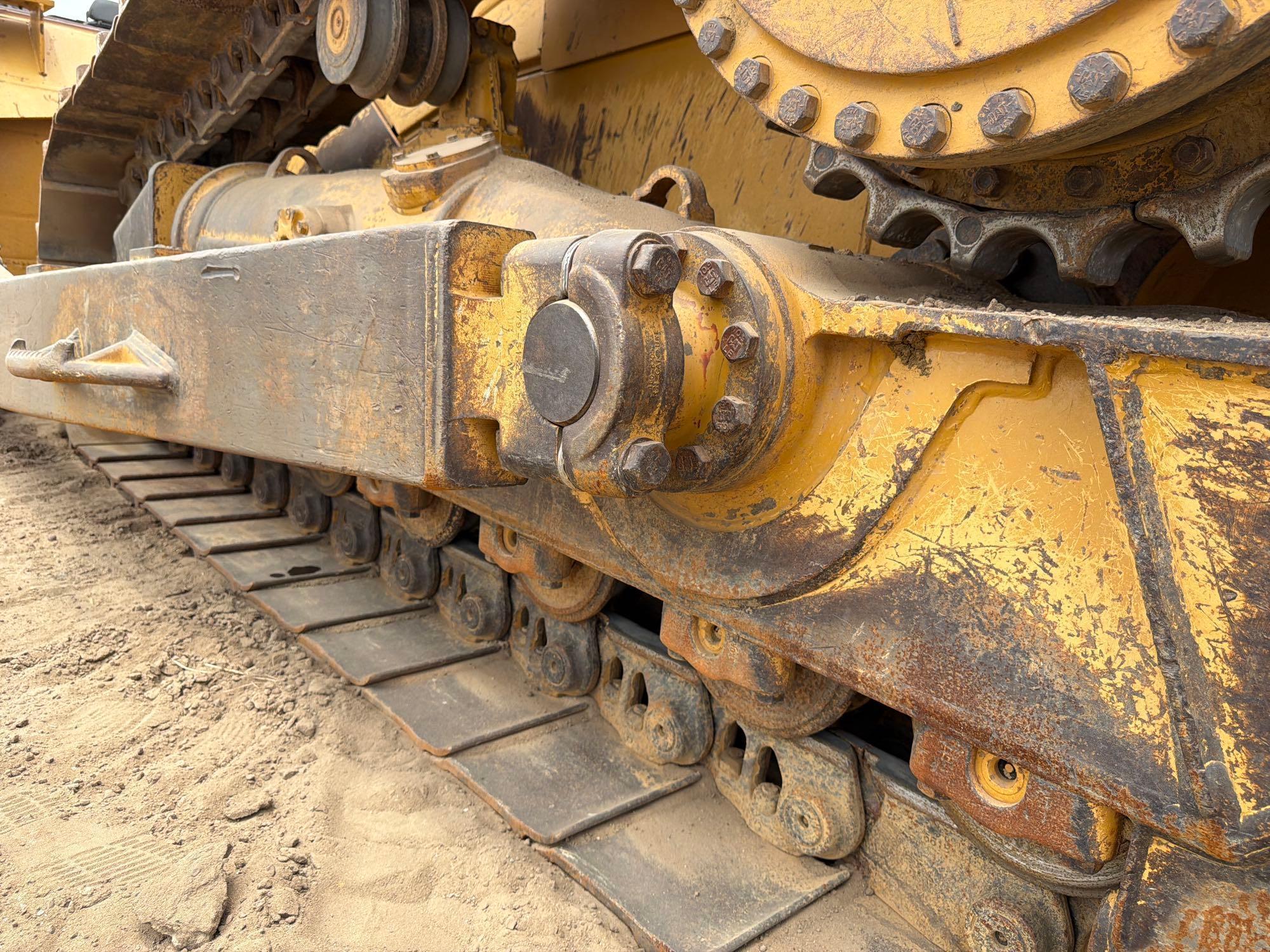 2014 Caterpillar D6T