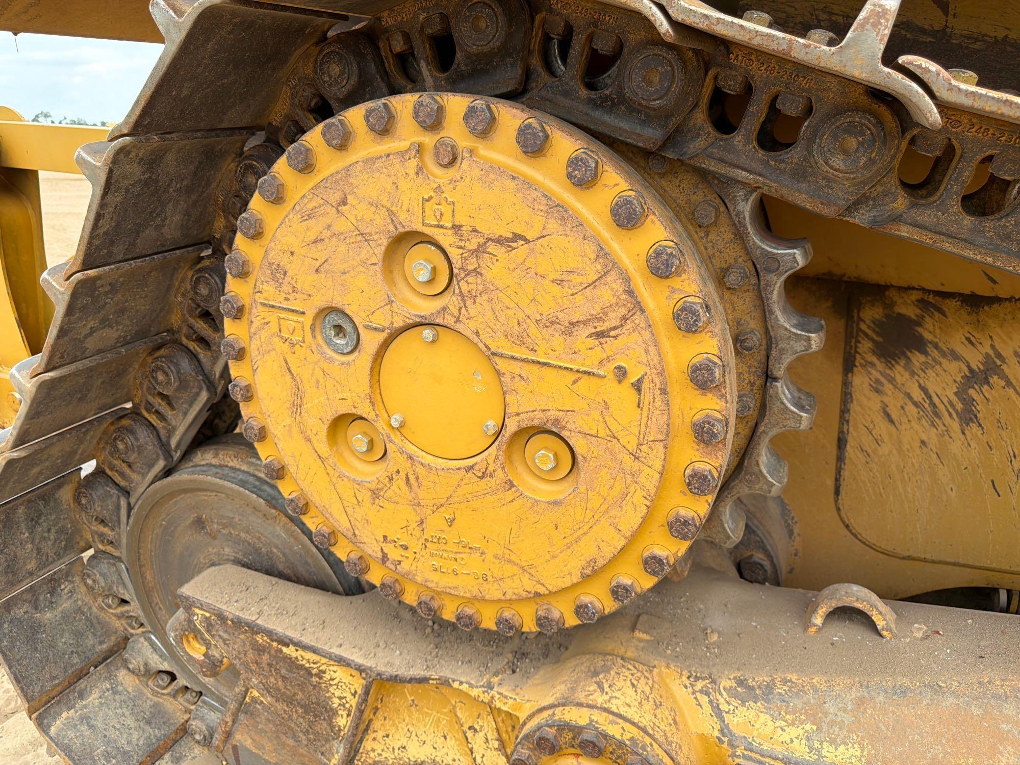 2014 Caterpillar D6T