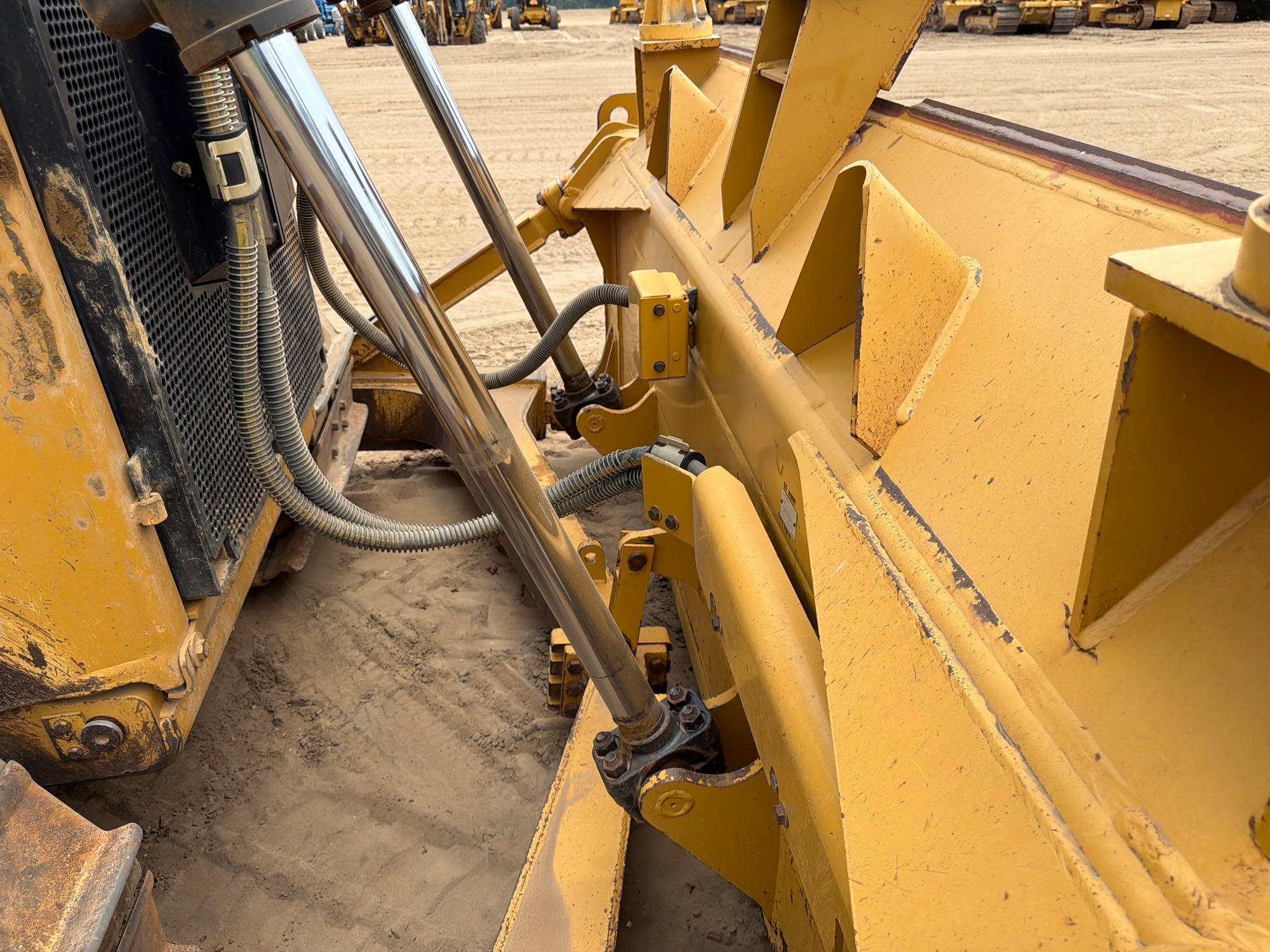 2014 Caterpillar D6T