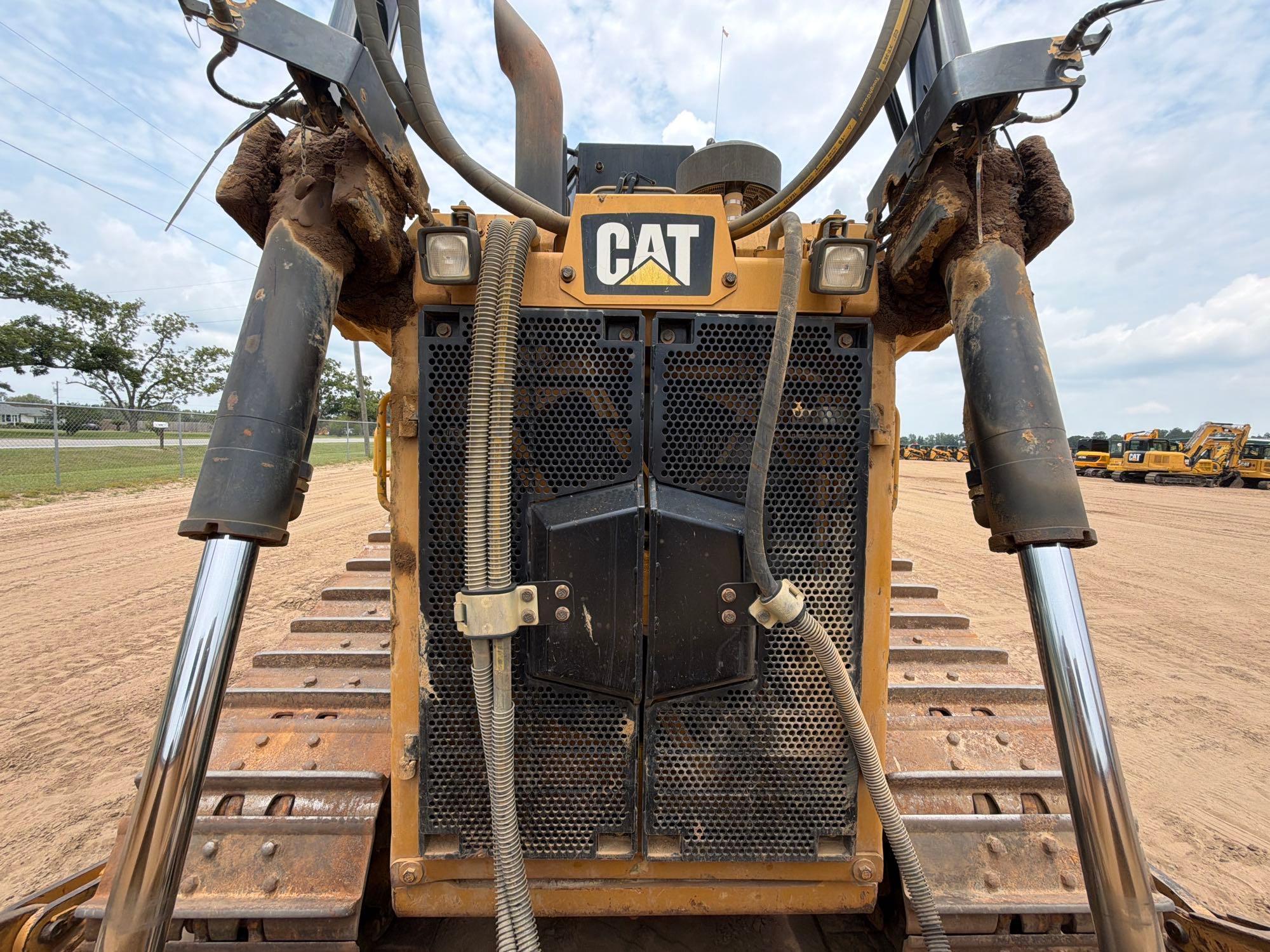 2014 Caterpillar D6T