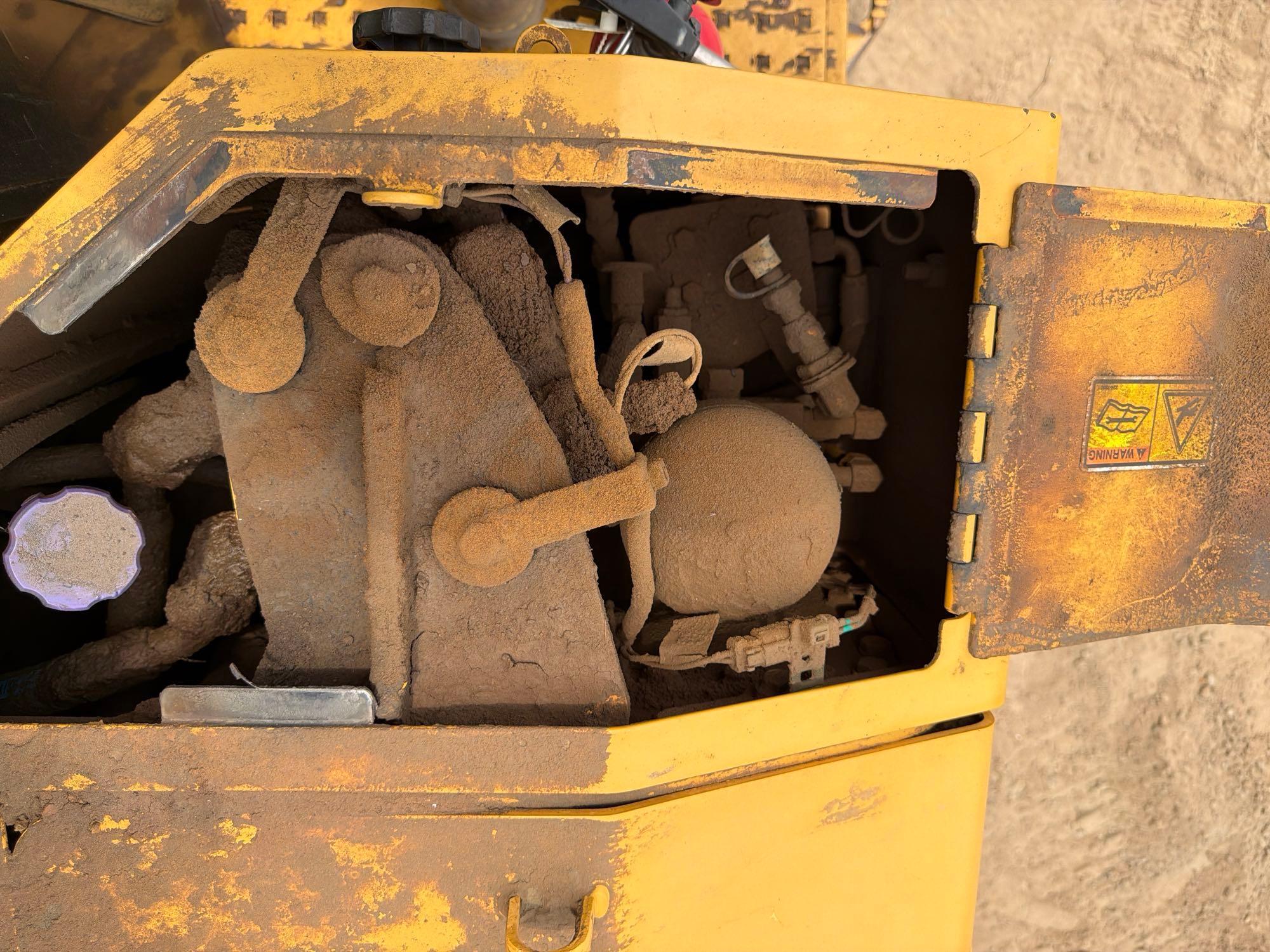 2014 Caterpillar D6T