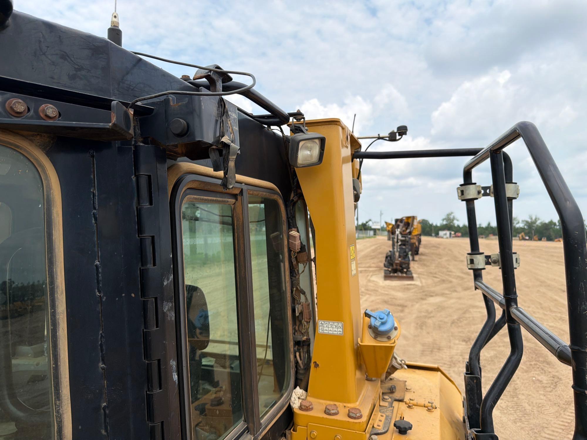 2014 Caterpillar D6T