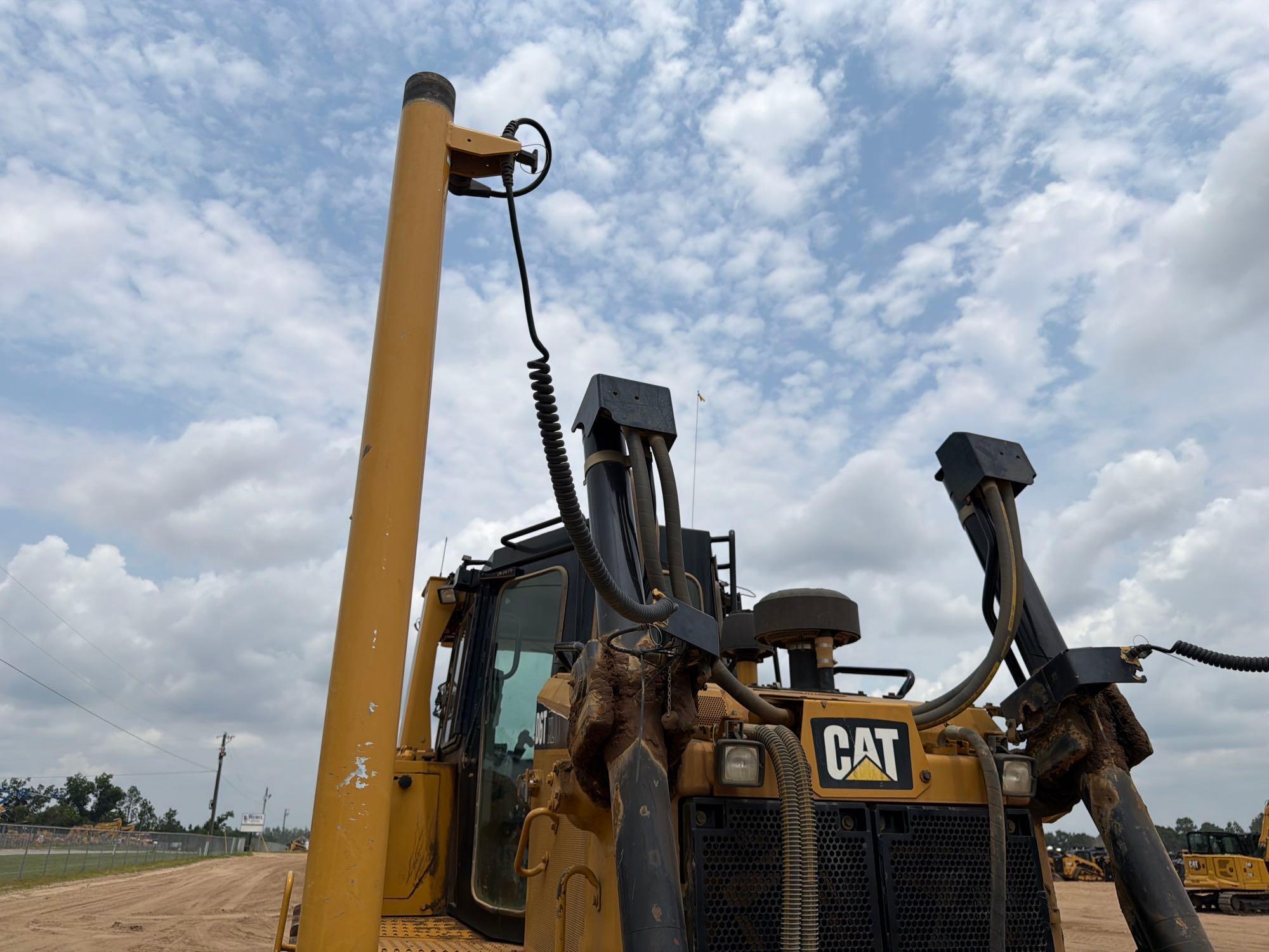 2014 Caterpillar D6T