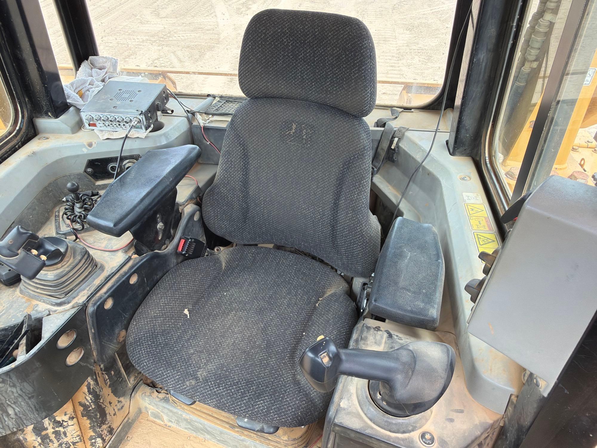 2014 Caterpillar D6T