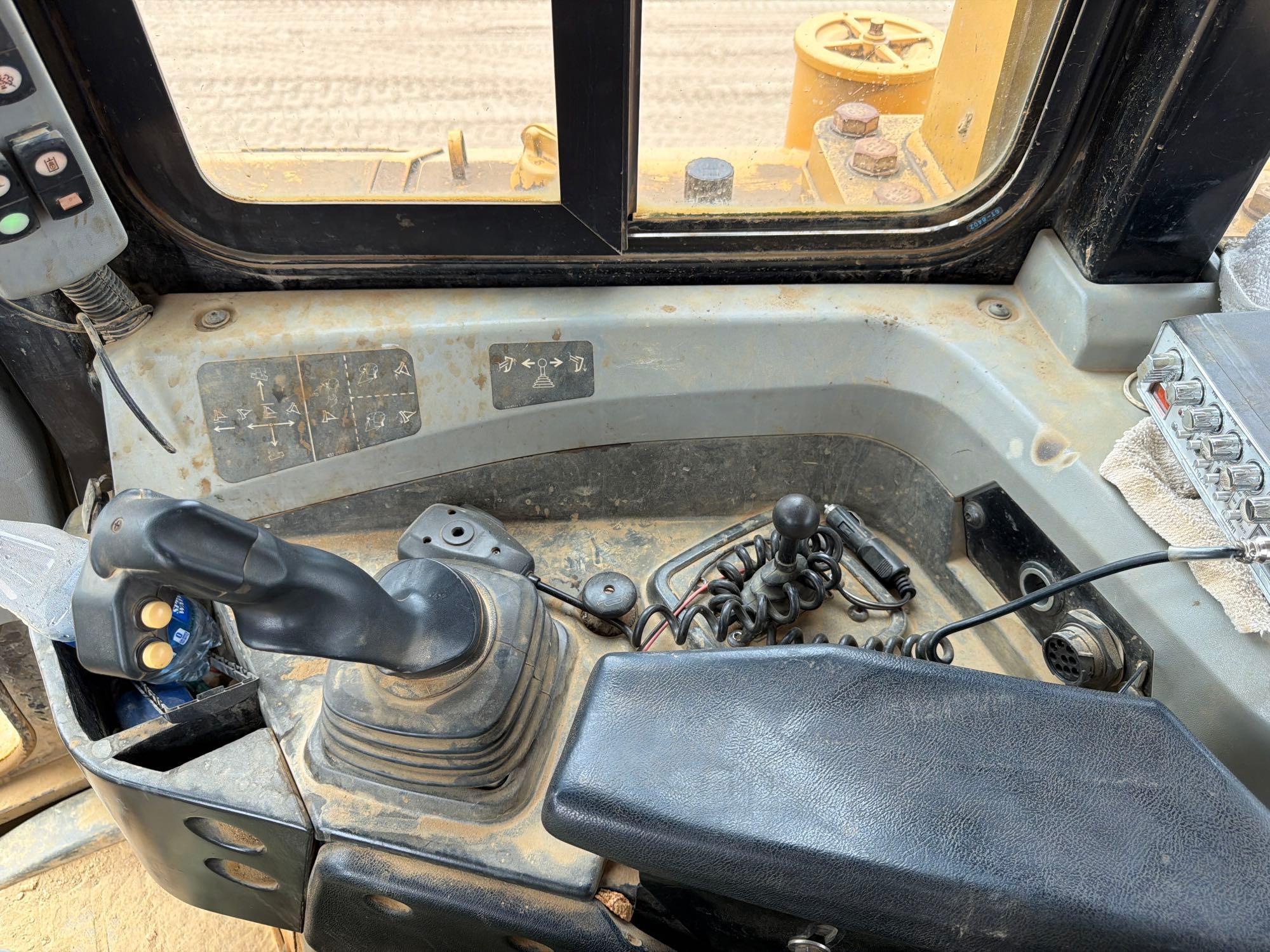 2014 Caterpillar D6T