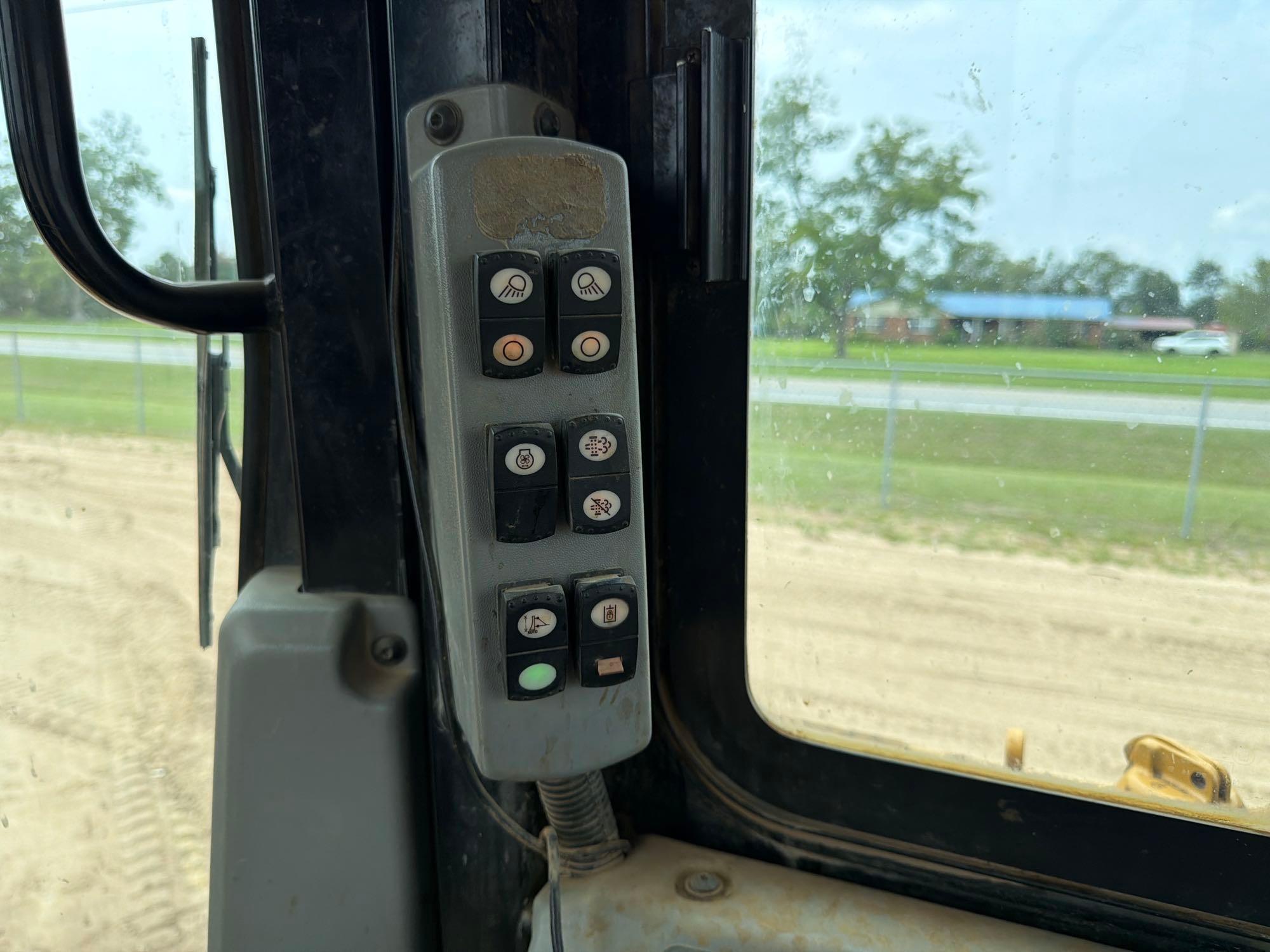2014 Caterpillar D6T