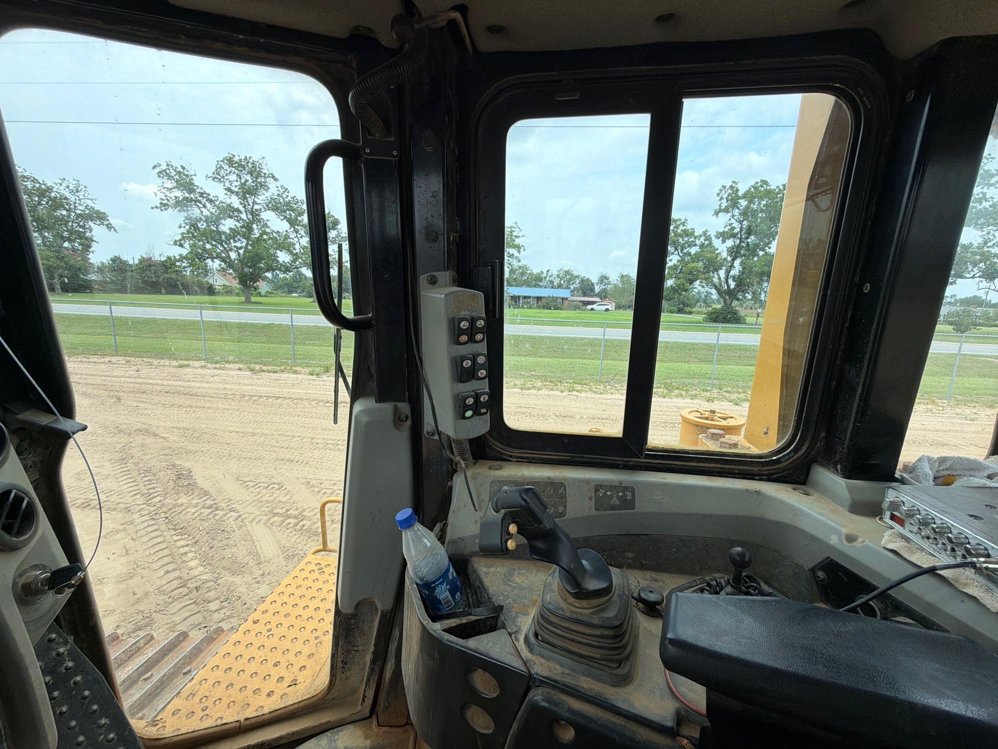 2014 Caterpillar D6T
