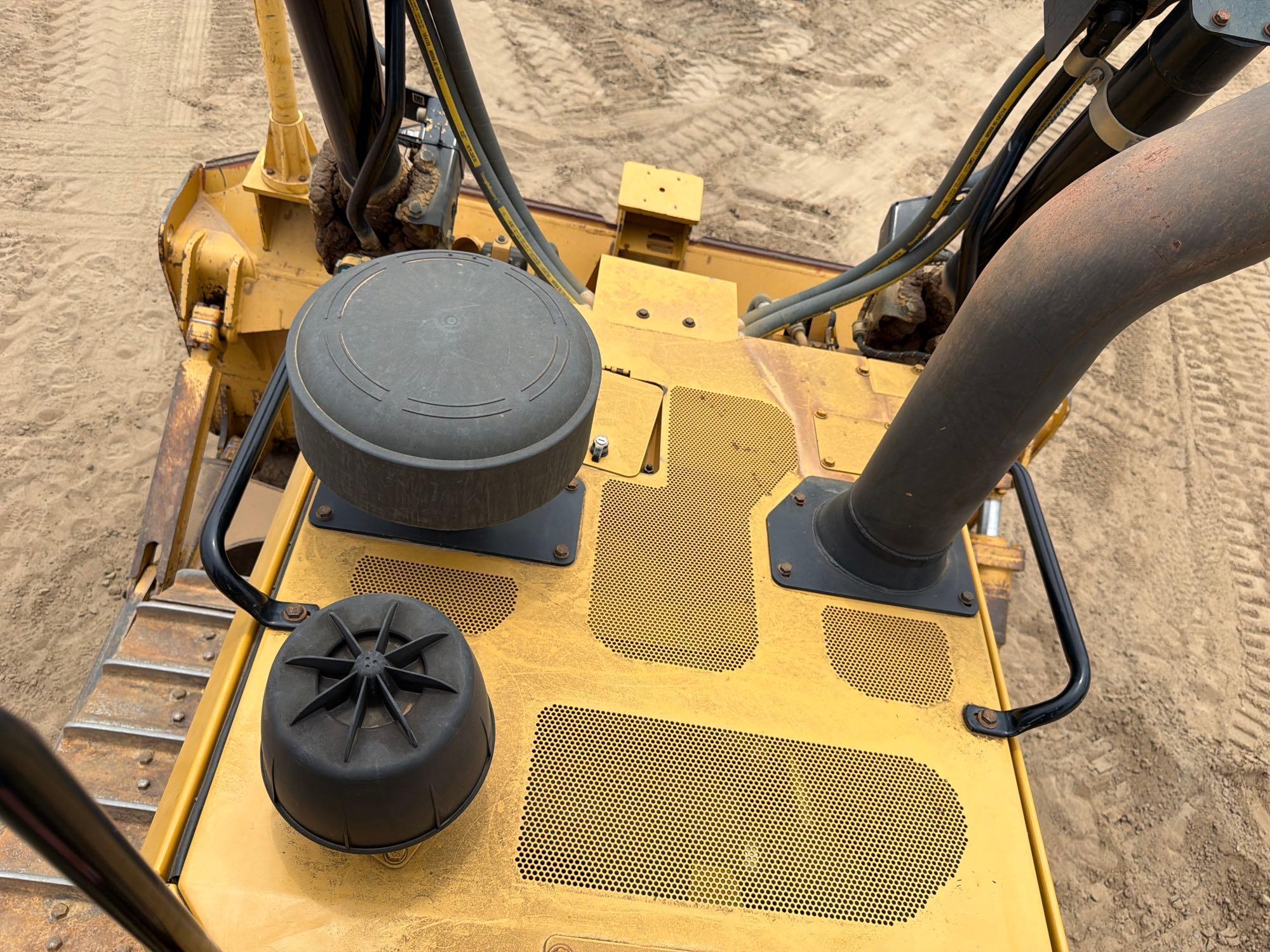 2014 Caterpillar D6T