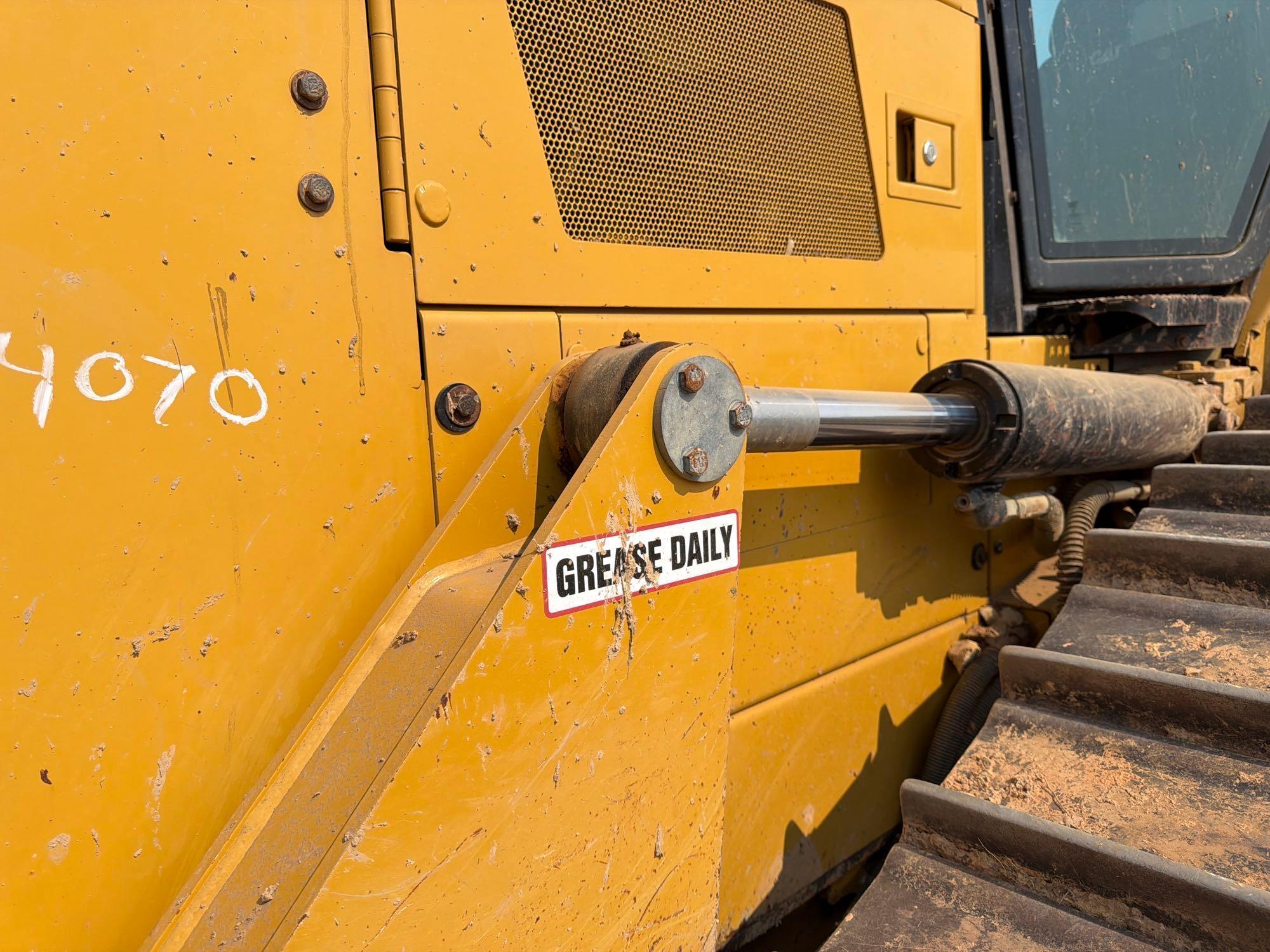 2020 Caterpillar D6N LGP