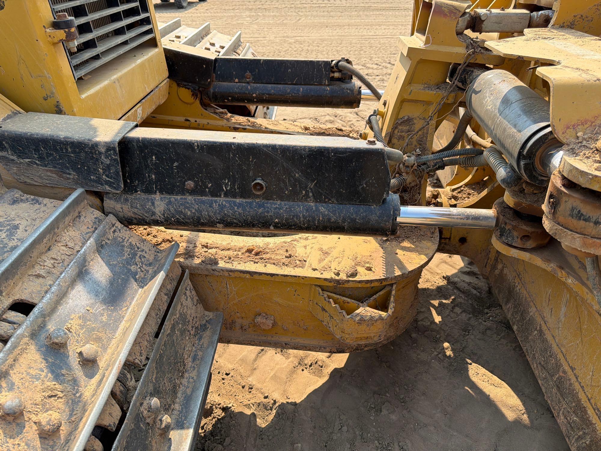 2020 Caterpillar D6N LGP