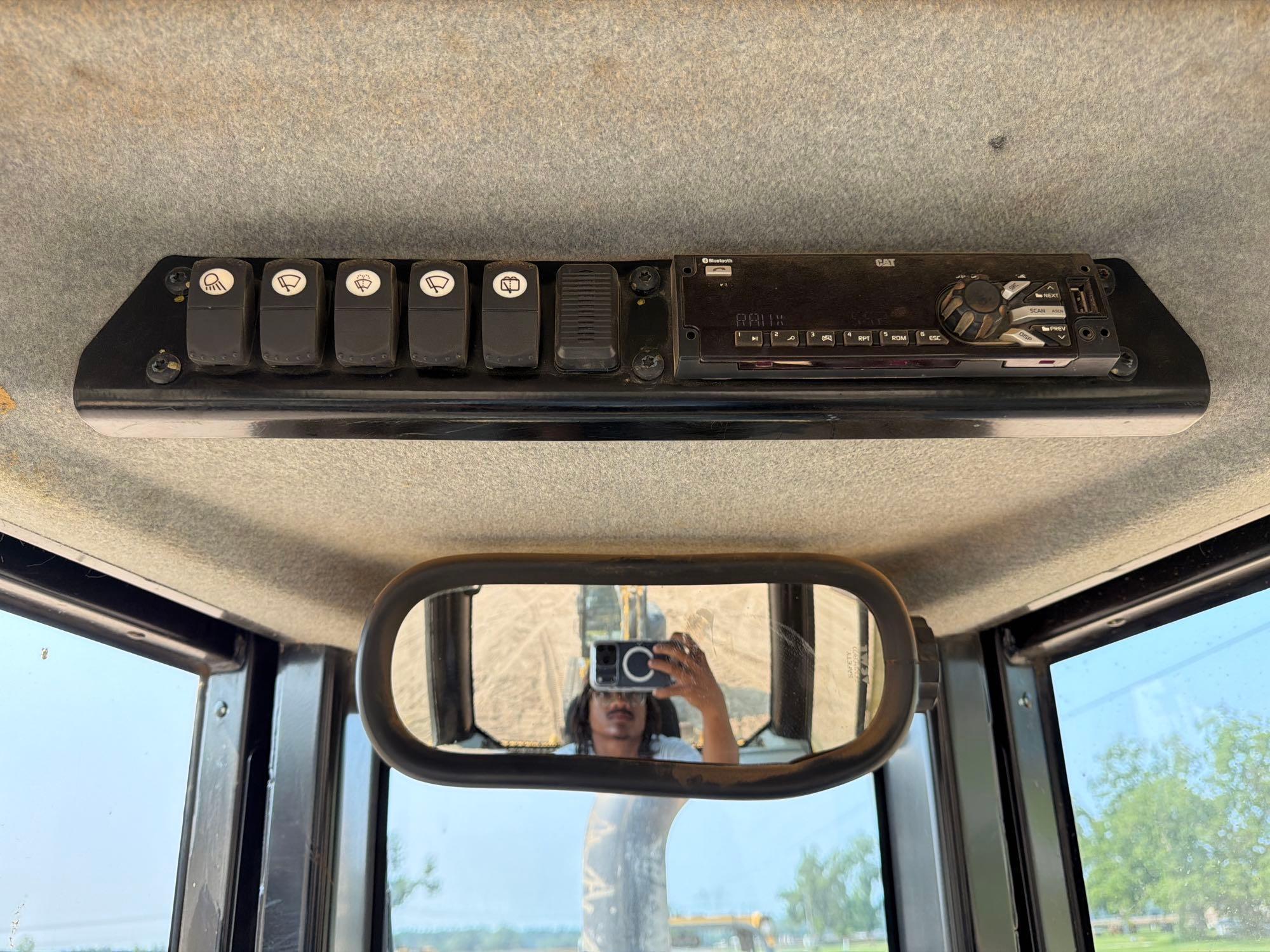2020 Caterpillar D6N LGP