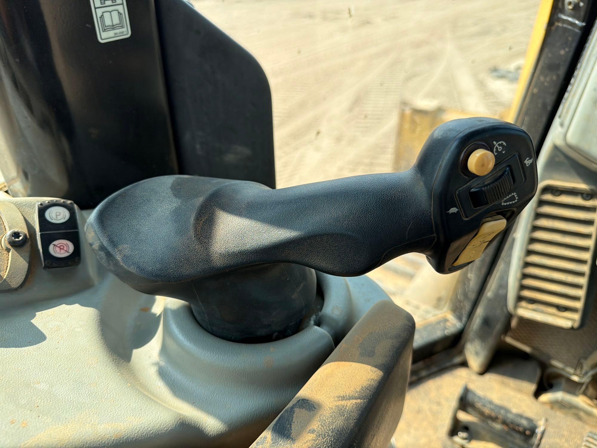 2020 Caterpillar D6N LGP